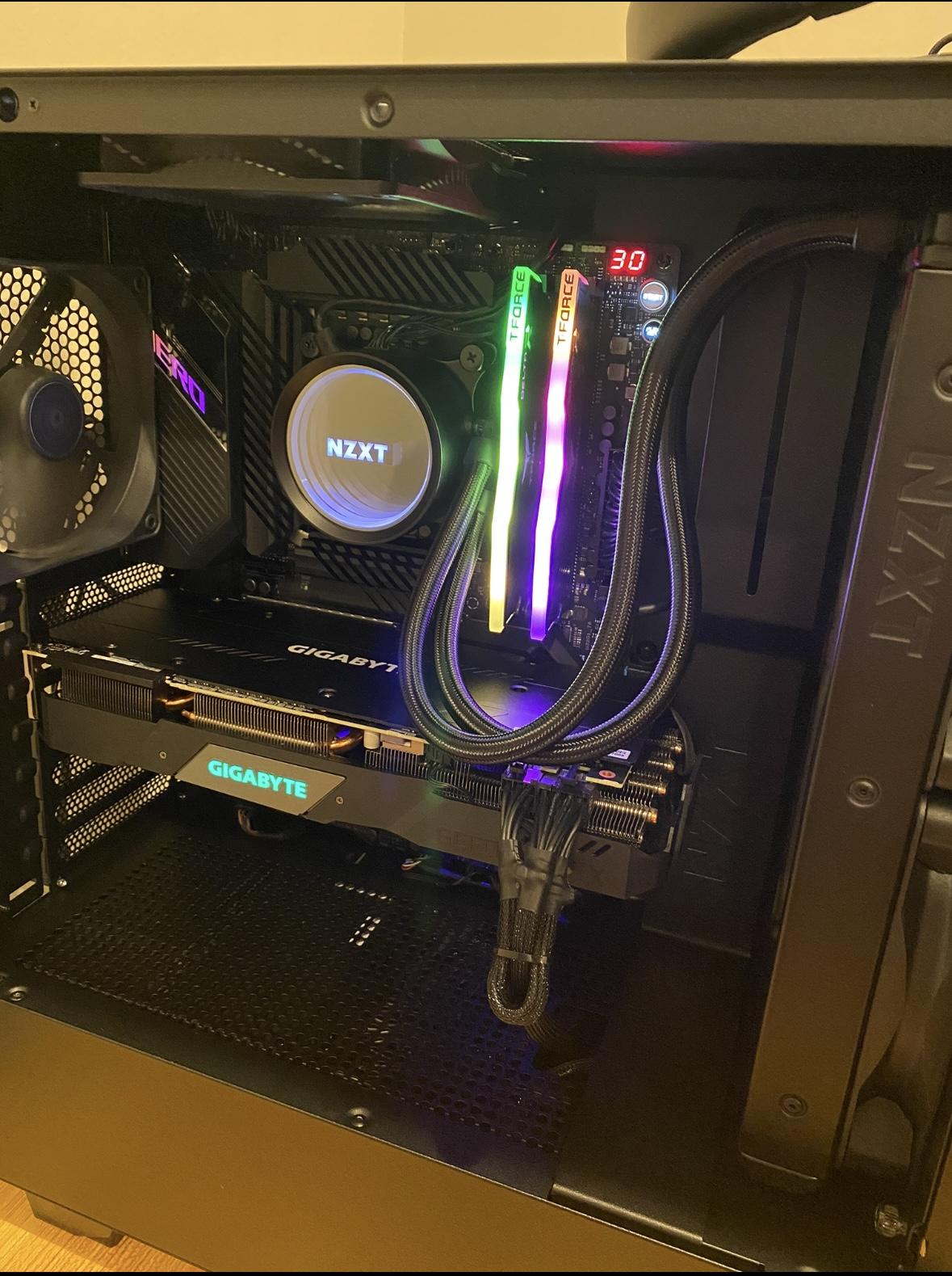 Gigabyte GeForce RTX 2080 SUPER GAMING OC 8G