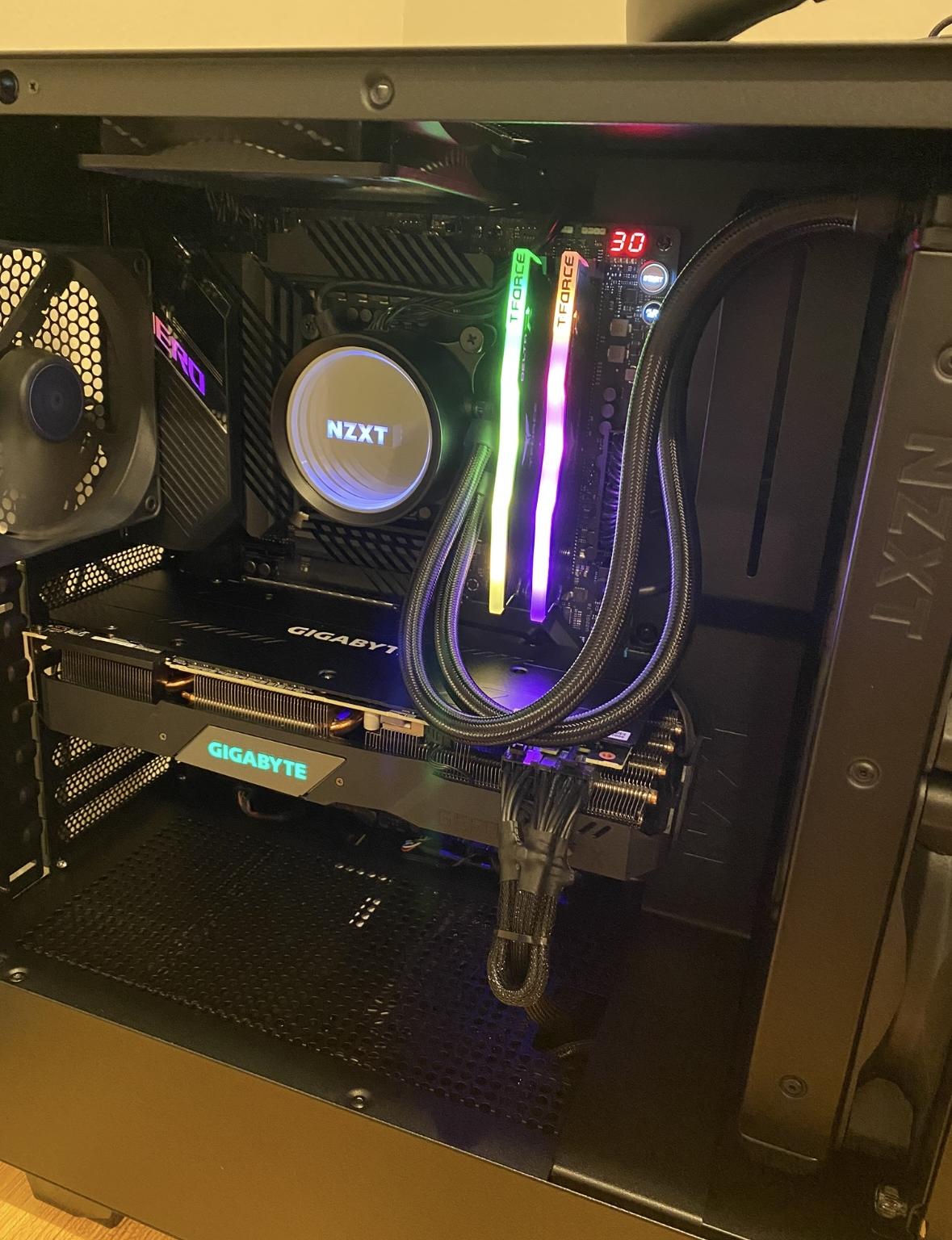 Gigabyte GeForce RTX 2080 SUPER GAMING OC 8G