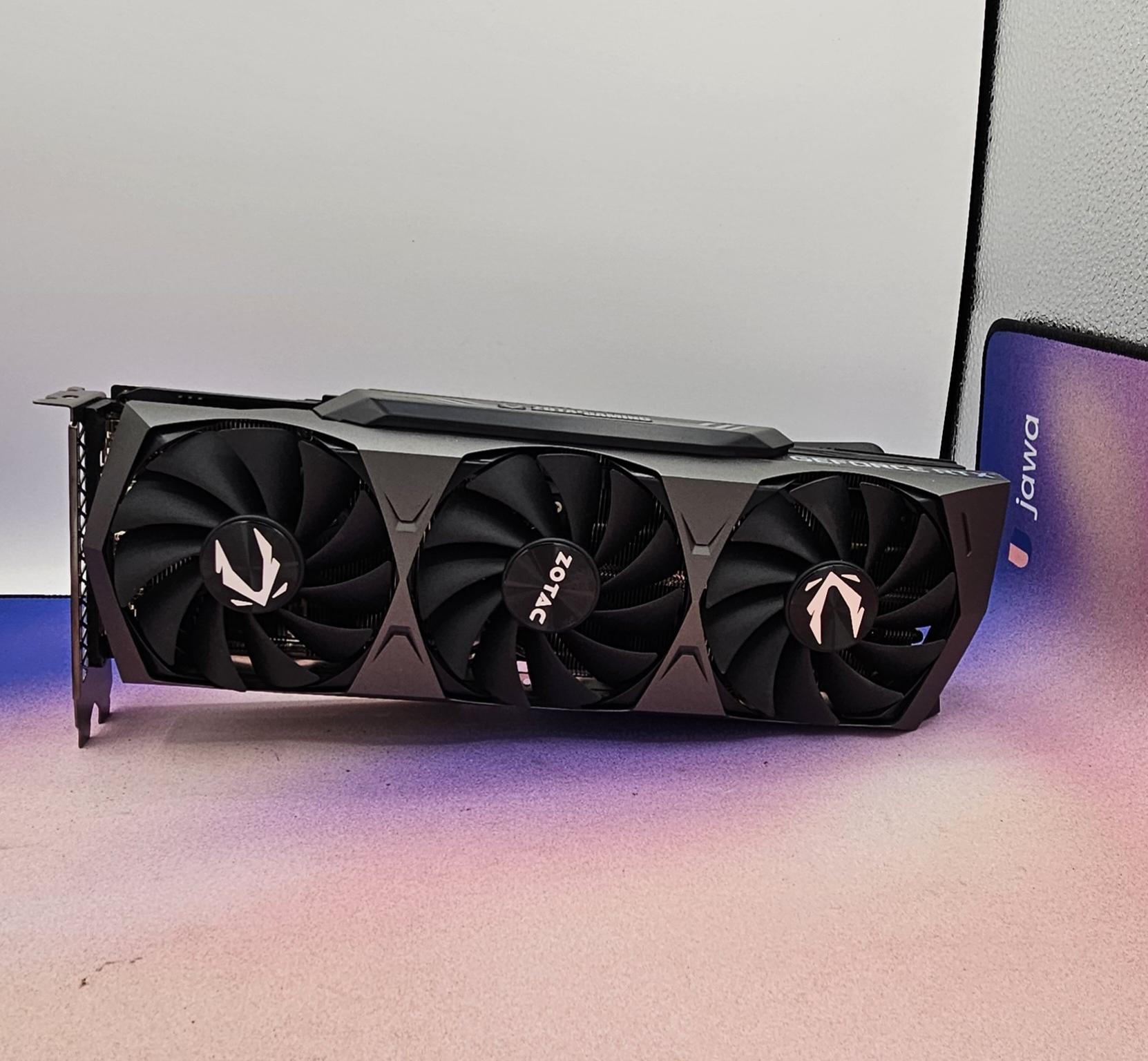 Zotac RTX 3080 Trinity OC - Scratch and Dent