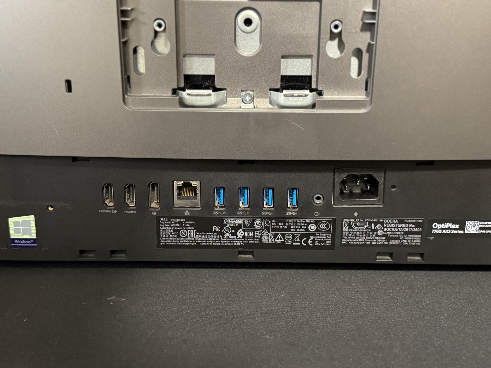 Dell OptiPlex 7760 AIO | i7-8700 | 32GB RAM | 1TB NVMe | Webcam