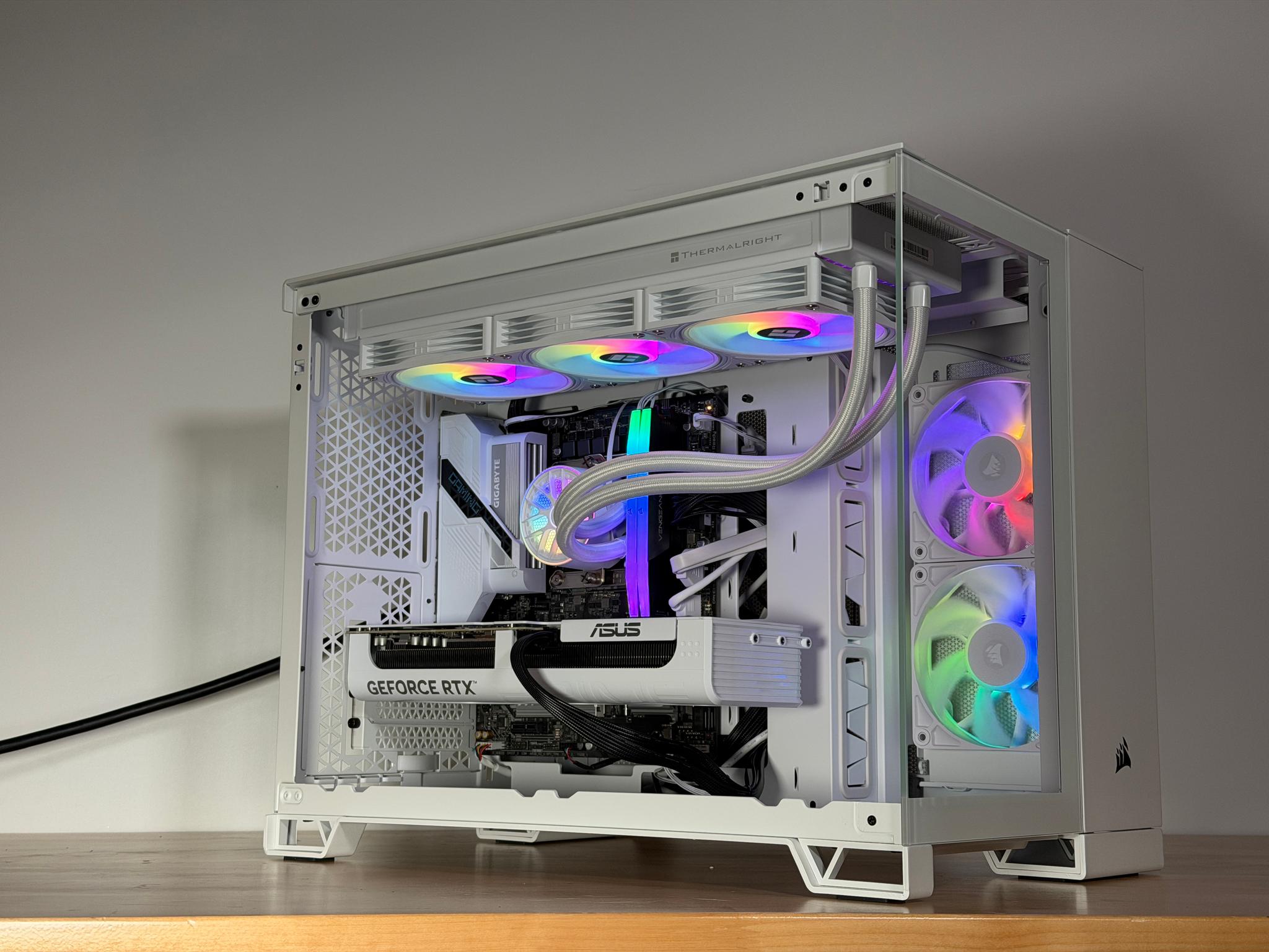 RTX 5070 Intel Core Ultra 7 265k Gaming PC