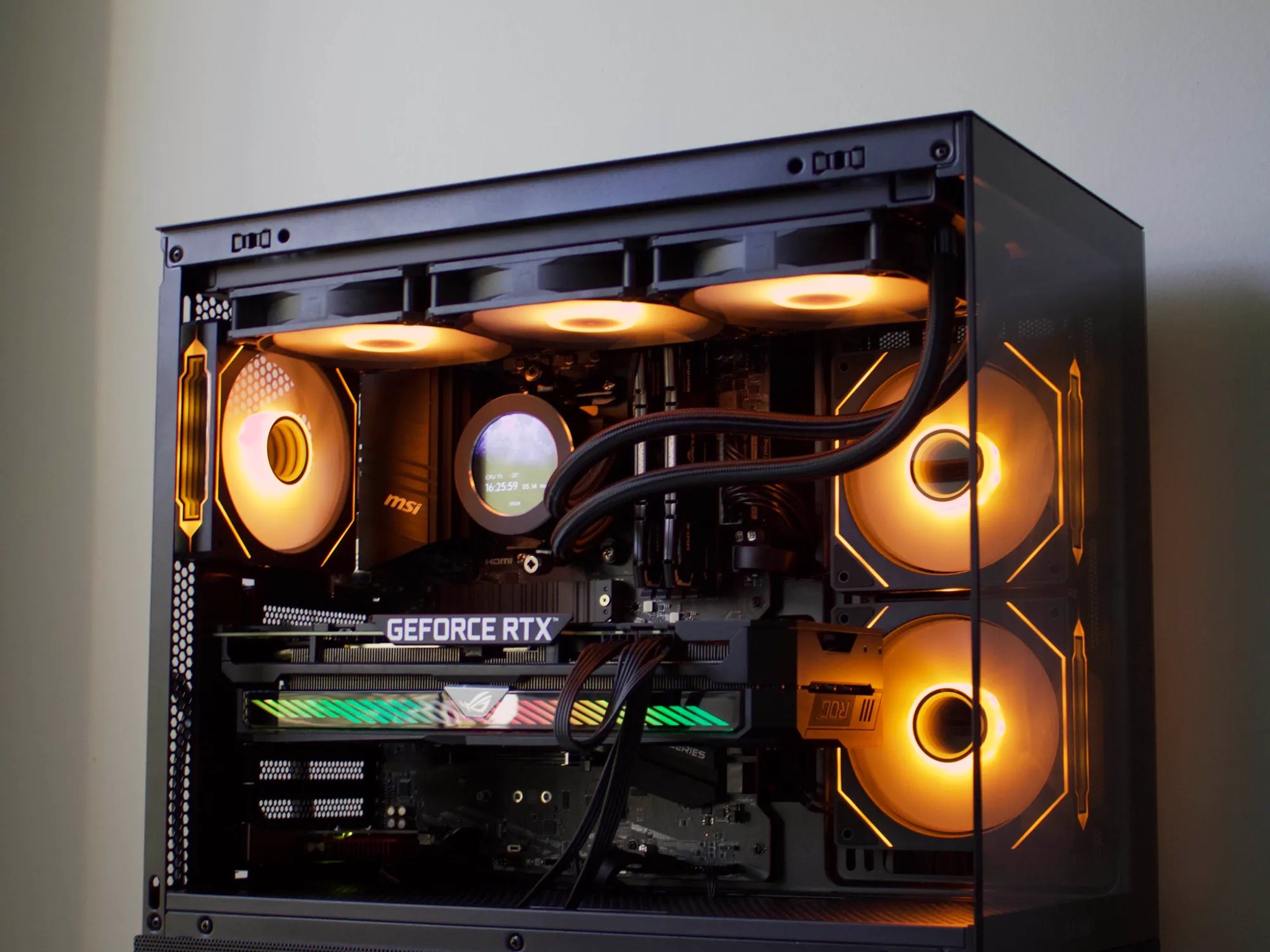 RTX 3070 | Ryzen 7 5700X | 1TB SSD NVMe | 32GB RAM | Wifi & Bluetooth!