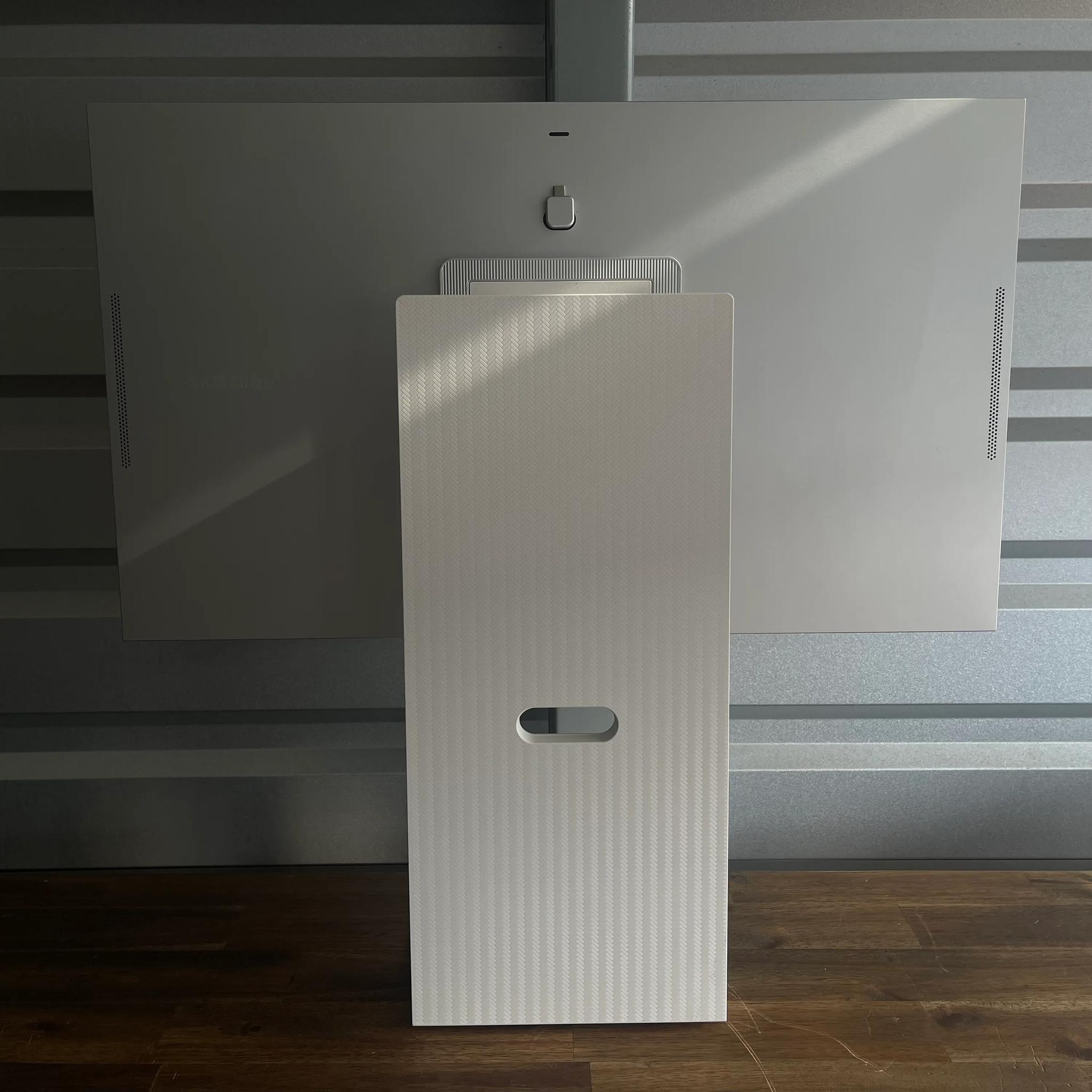 Samsung 27" ViewFinity S9 5K 60Hz Monitor