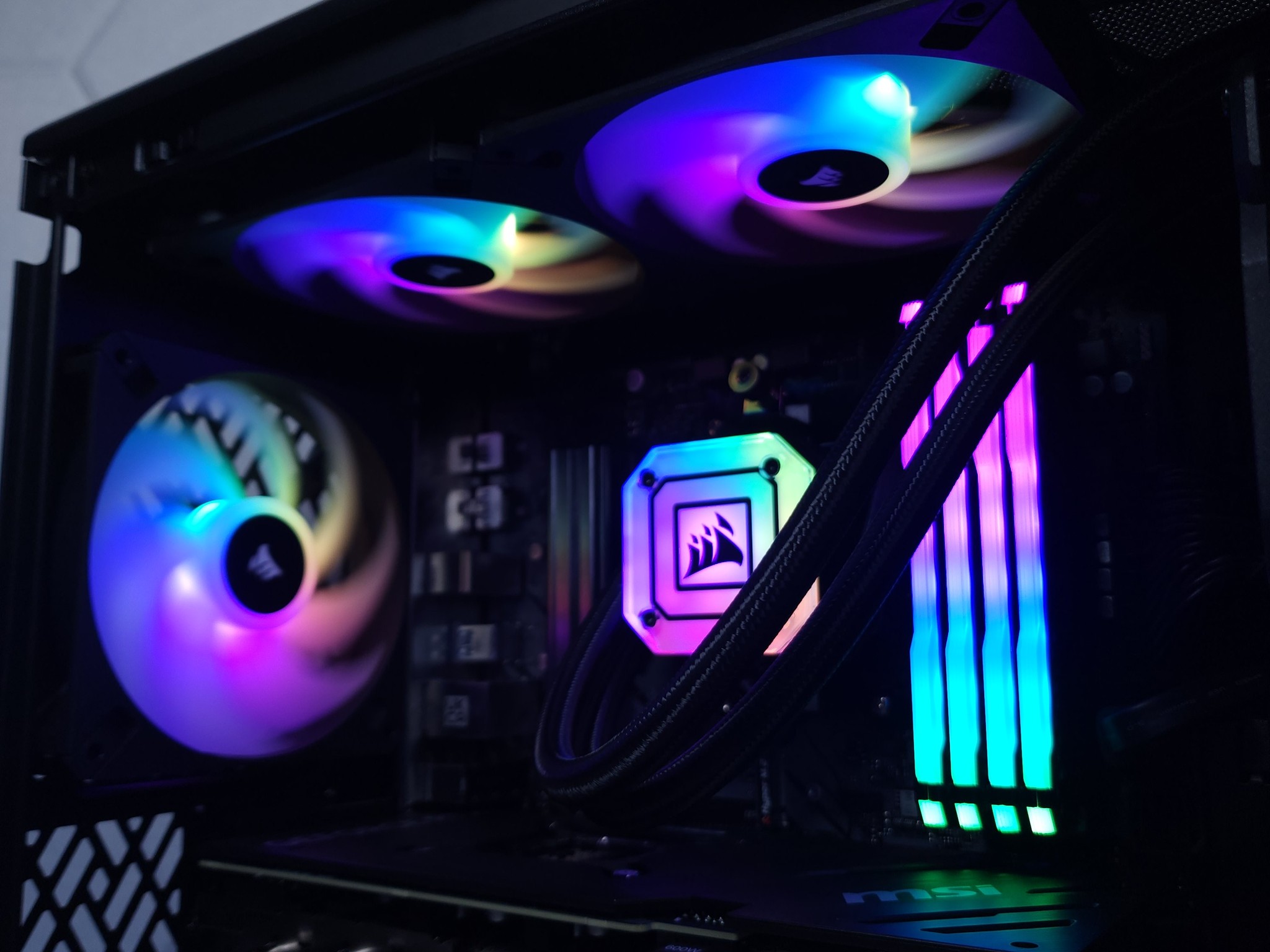 🤍🖤1440p Gaming | RTX 4070Ti | Ryzen 7 5700X | 32GB 3600MHz | 1TB NVMe SSD | FREE SHIPPING