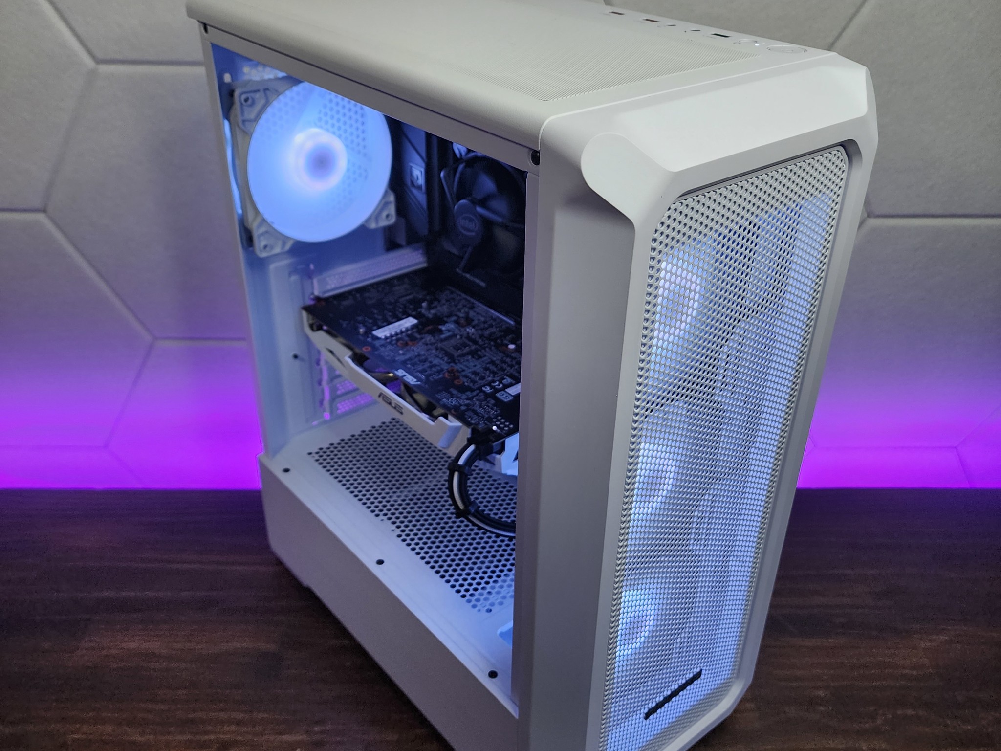 💙💜💙 ASUS GeForce GTX 1060 // Intel Core i3 10100 // Corsair Vengeance LPX 16GB 3200MHz