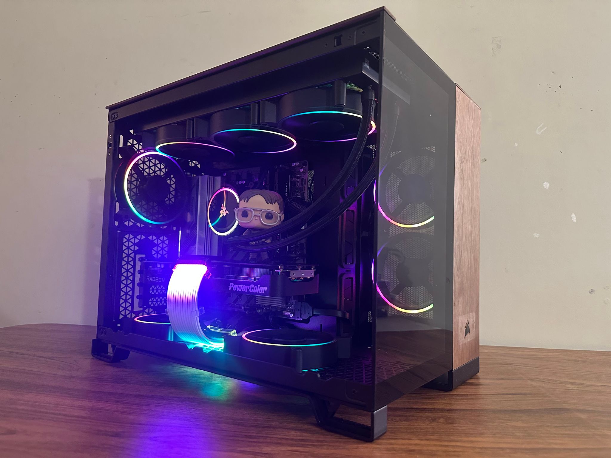 🪵⚡Timber Titan | 9070XT | 32GB DDR5 | Ryzen 9 7900X | 2TB NVMe | Windows 11 Pro |