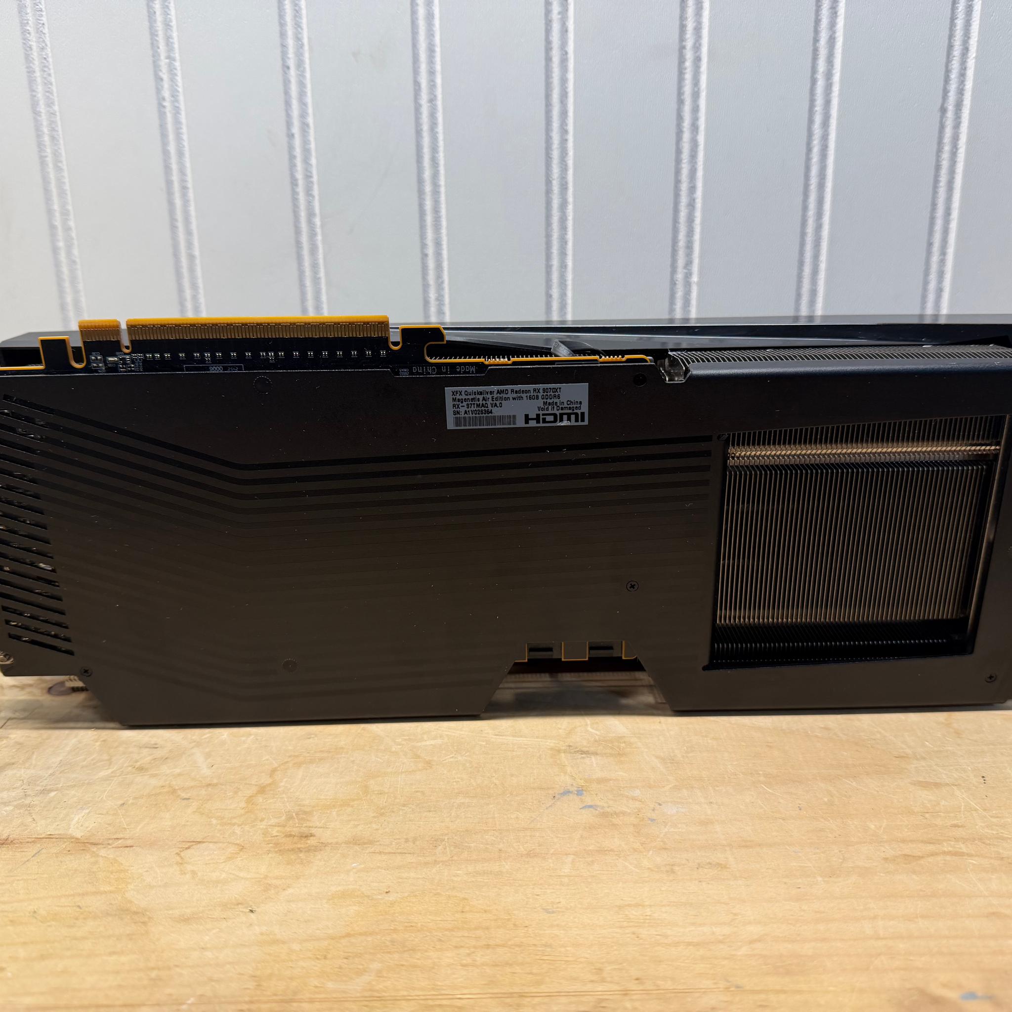 XFX RX 9070XT Magnetic OC NOT PERFECT