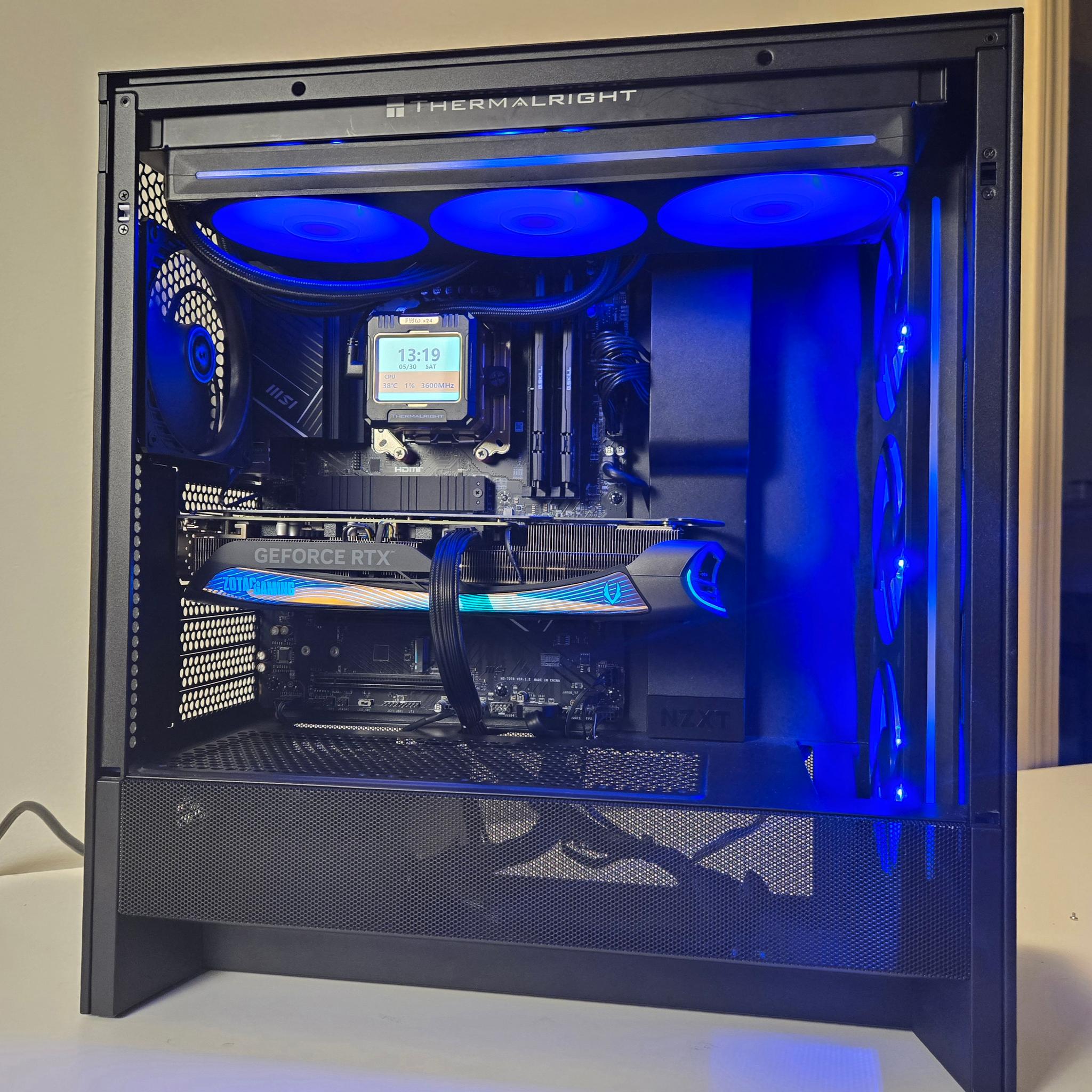 RTX 4070 Ti | Ryzen 5 7700X | 32gb DDR5 | 1tb nvme ⚖️ | Jawa