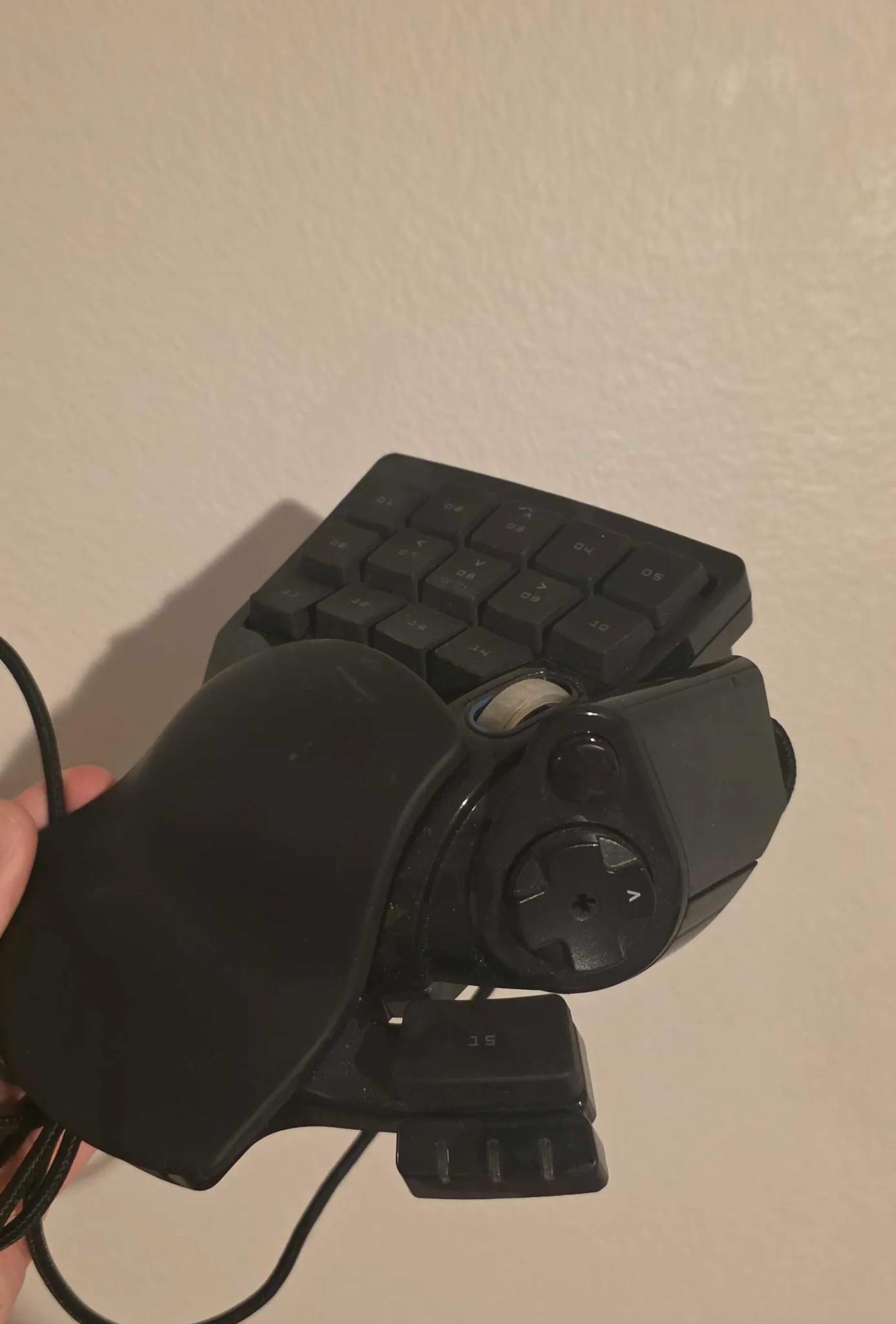 Razer Nostromo