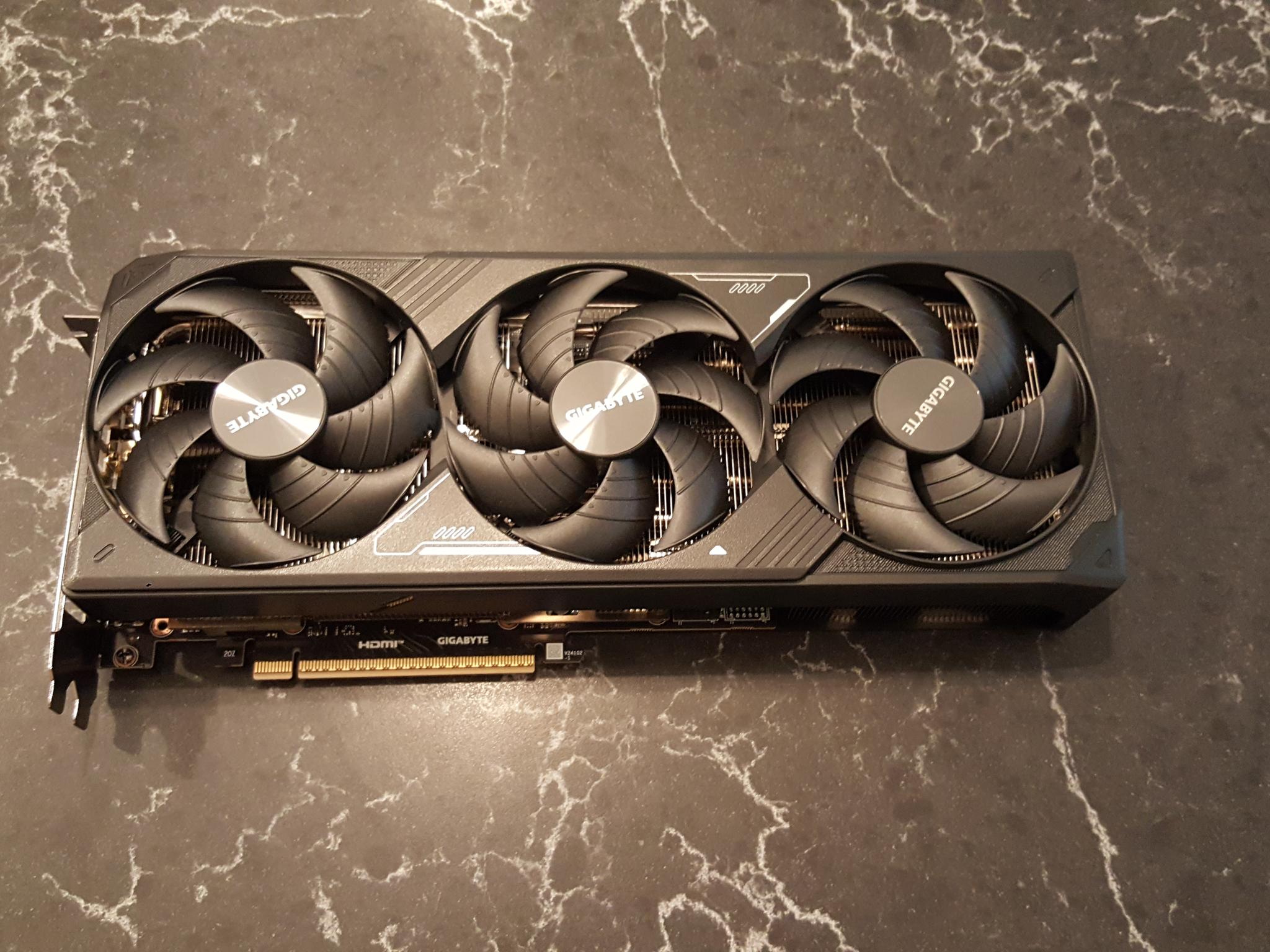 NVIDIA GeForce RTX 5070 Ti - Image 4