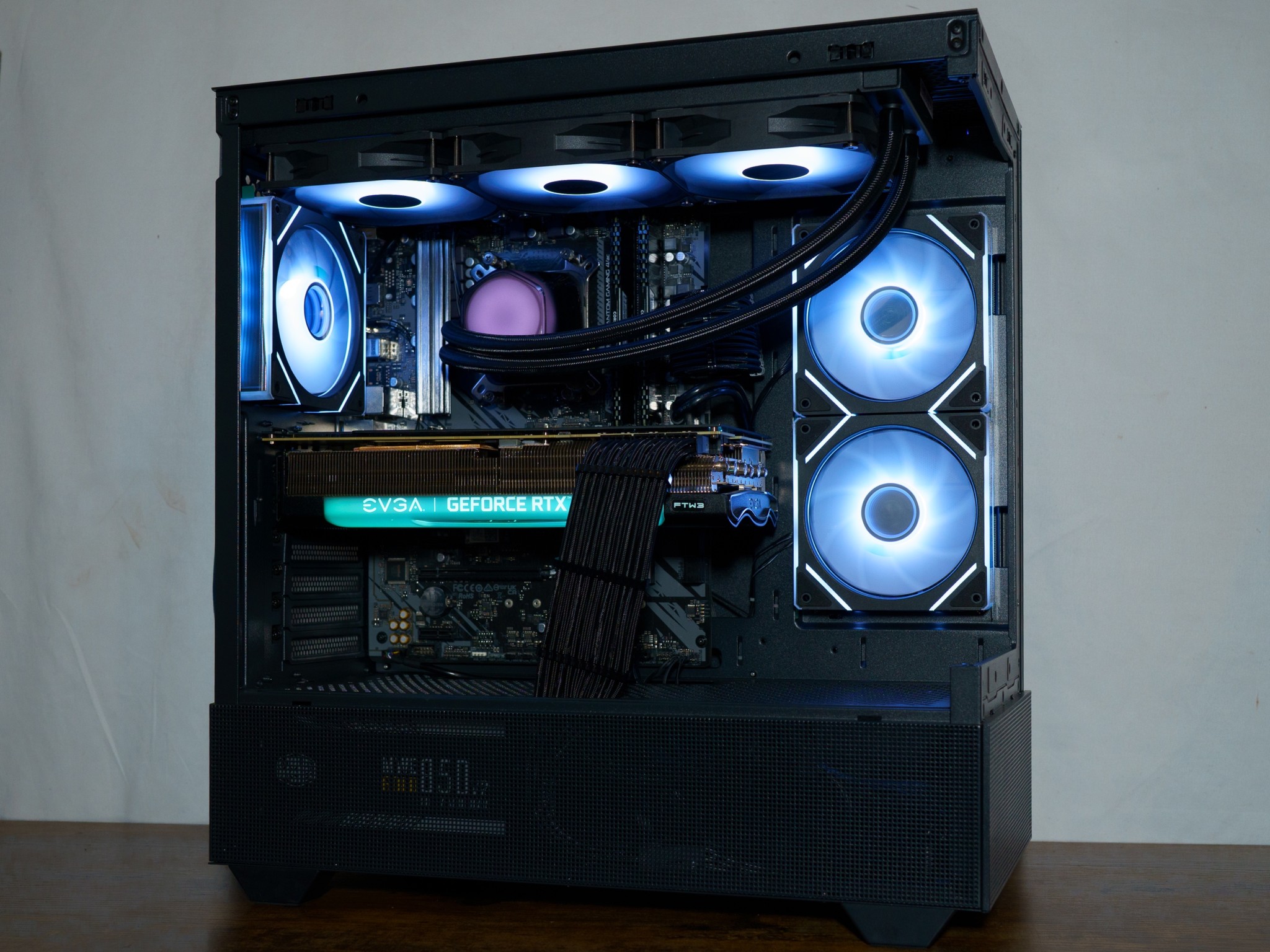 Gaming PC | RYZEN 7 3800X | RTX 3080 10GB | 32GB RAM | 2TB NVME SSD