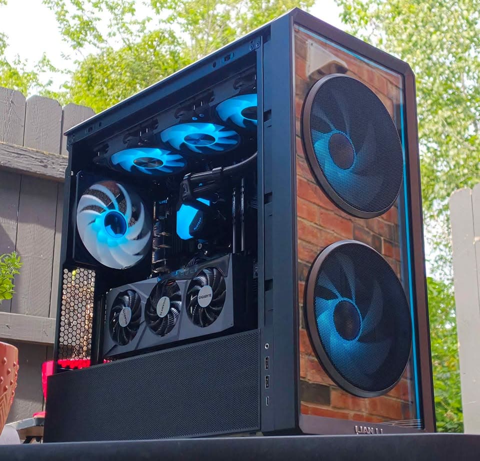 🌀RGB Gaming PC🌀 • AMD 6600, Ryzen 7, 16GB RAM, SSD, WiFi + BT, Plug n' Play Ready