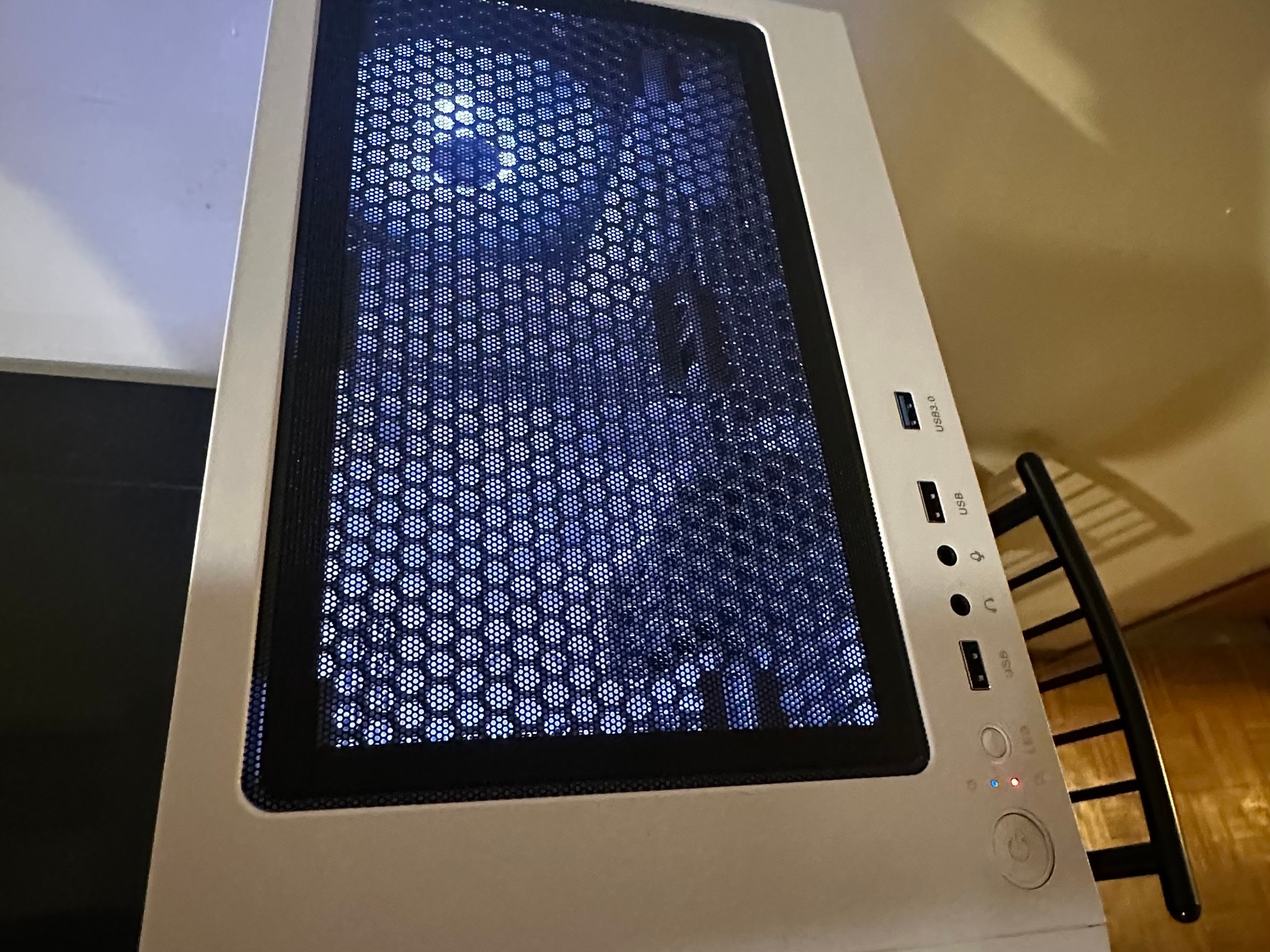 Custom Gaming PC | i7-6700K | RX 580 8GB | 32GB RAM | 280GB SSD + 1TB HDD