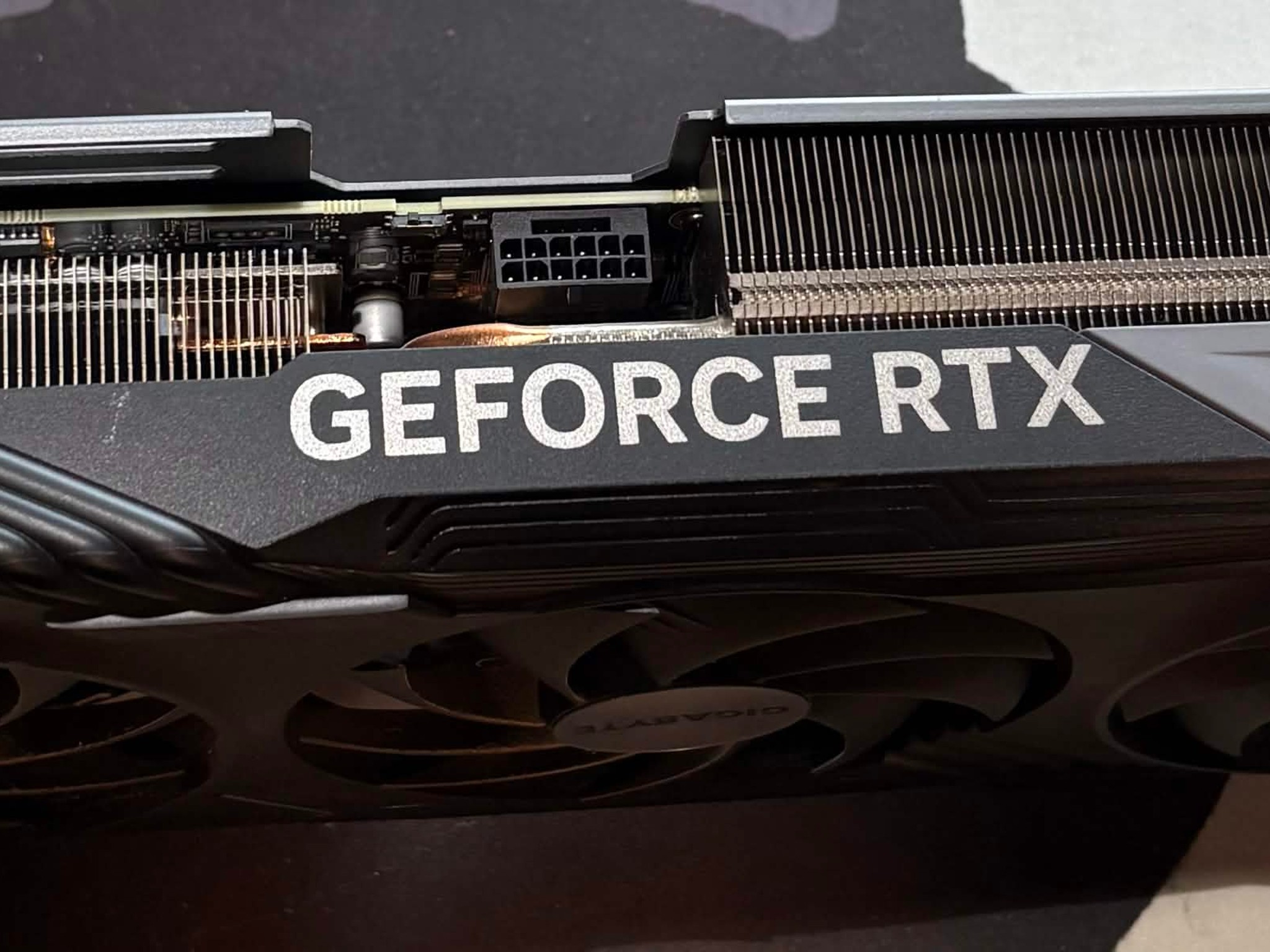 Gigabyte GeForce RTX 4070 Ti GAMING OC 12G