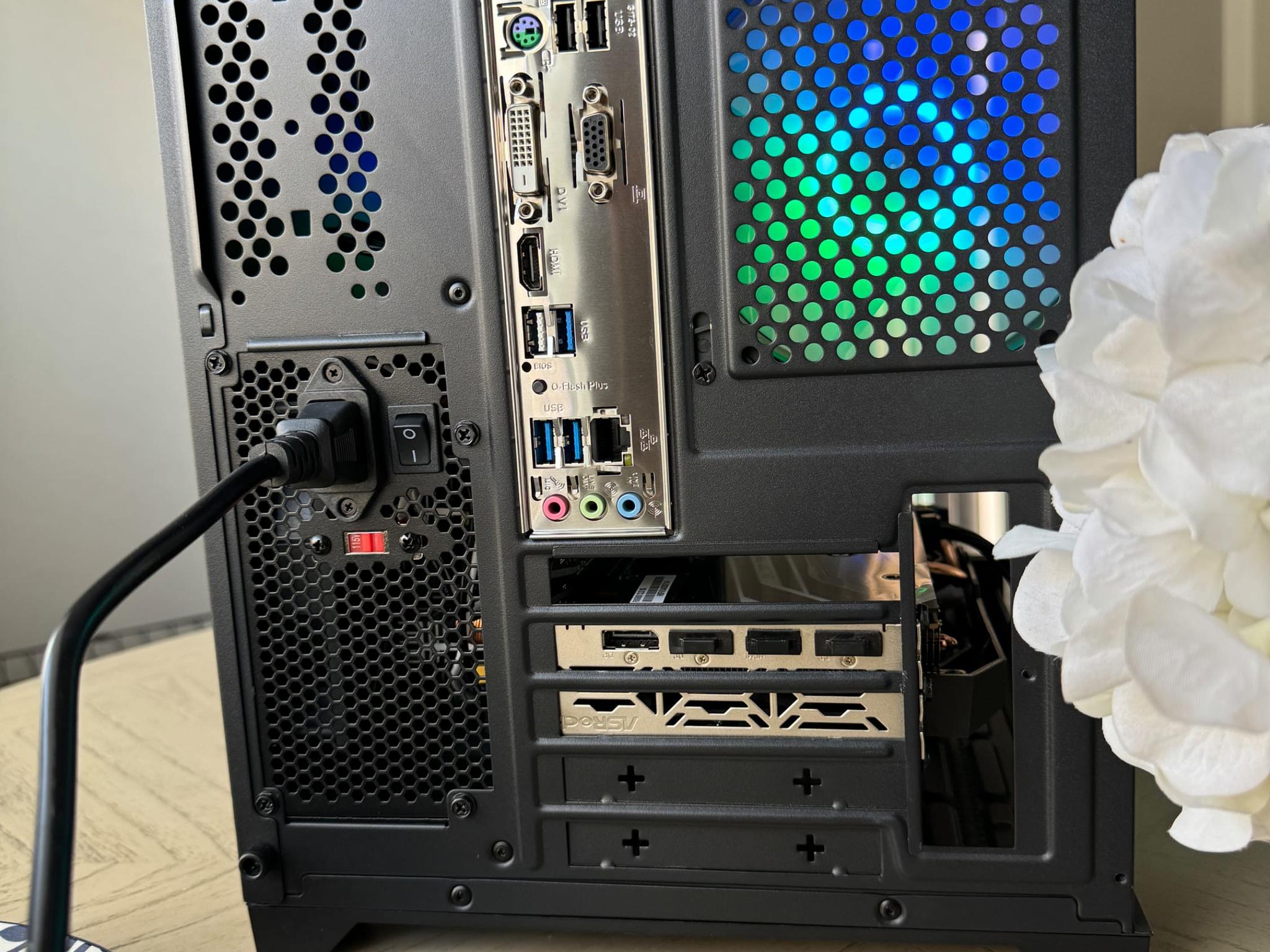 Competitive Gaming Pc - Ryzen 5 / Radeon RX 66008GB / 1tb SSD