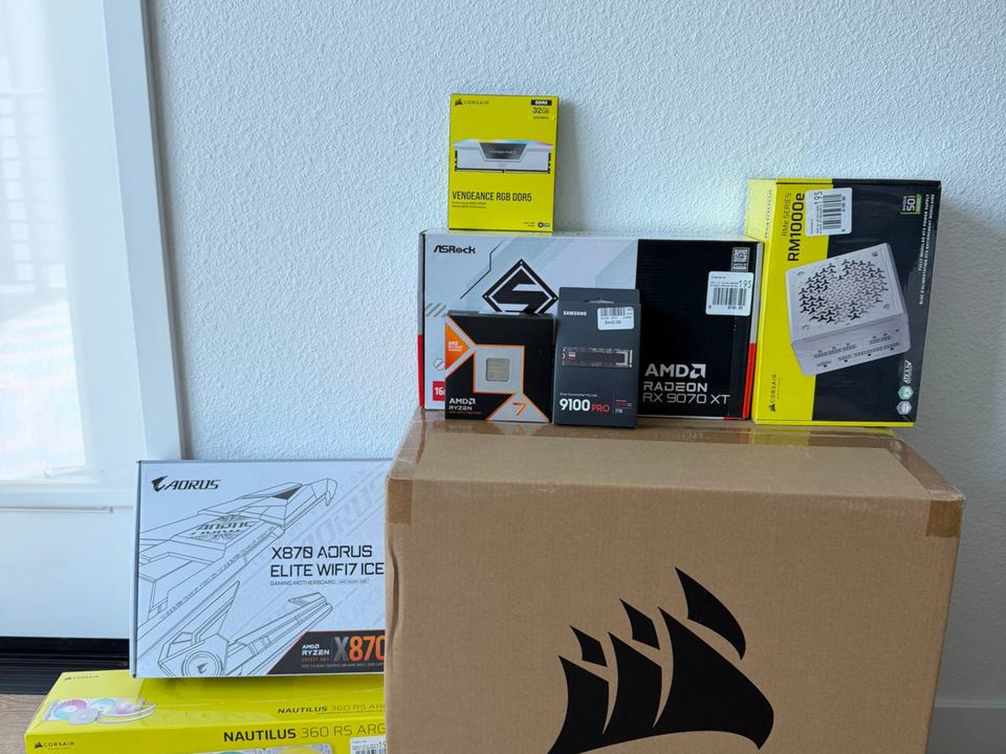 High-End Gaming PC - AMD Ryzen 7 9800X3D / AMD RX 9070 XT / 32GB DDR5 RAM