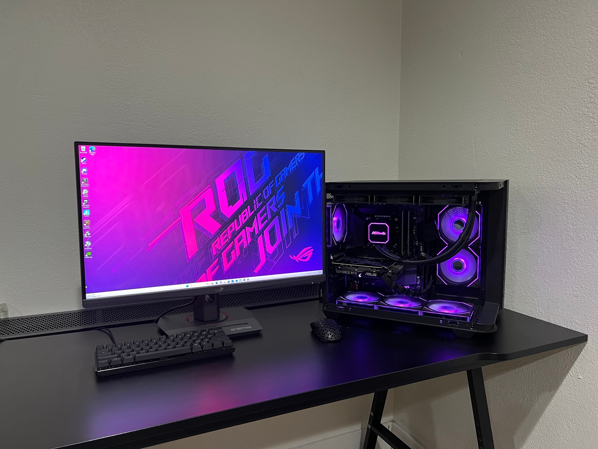 Gaming PC w/ RTX 3060 12GB, i7-11700KF, 32GB RAM, 1TB SSD, Win 11 Pro