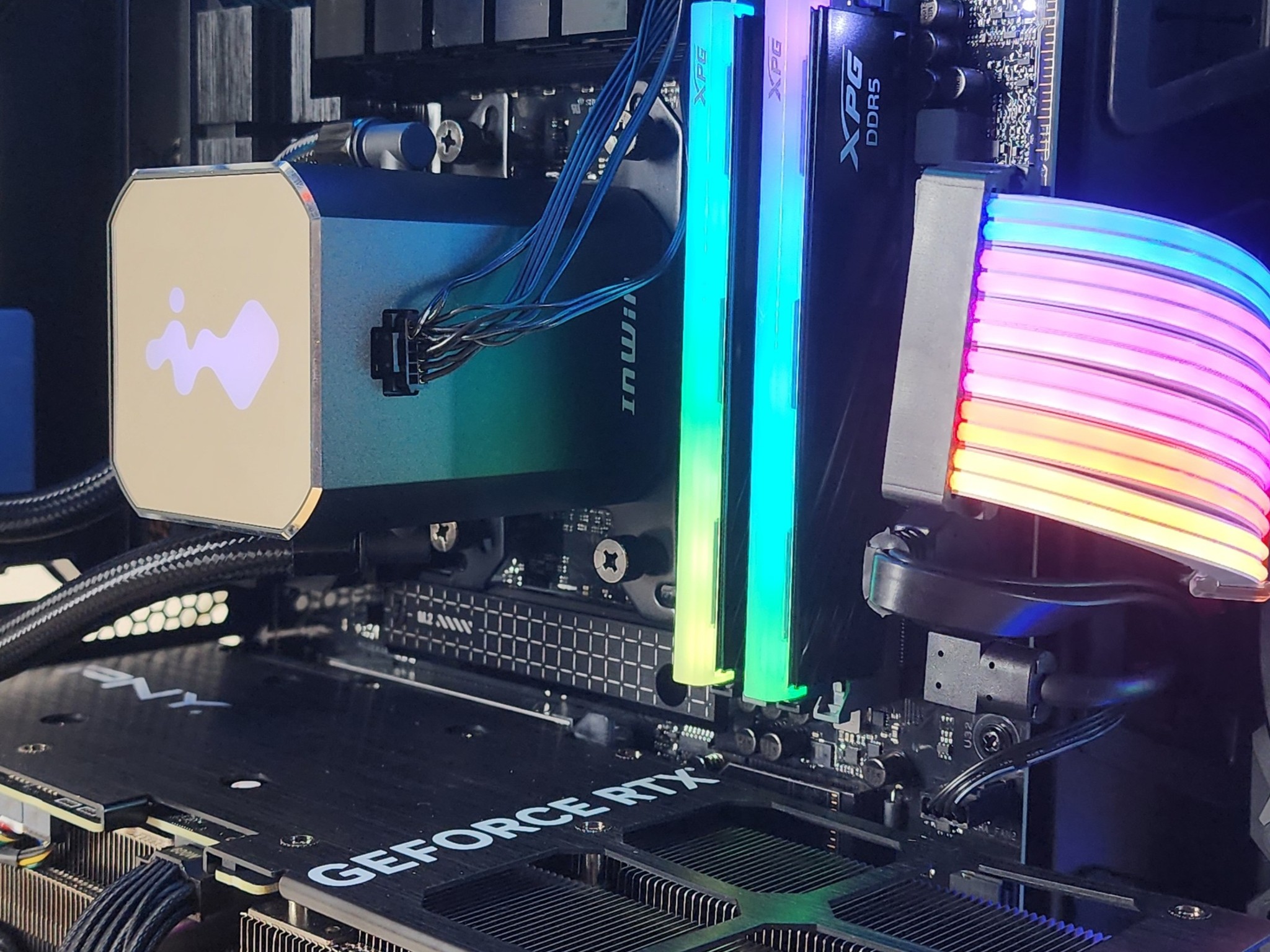 Gaming PC Ryzen 7 9850X3D 32GB RAM 2TB SSD RTX 4070 Ti SUPER 16GB Win11 Computer