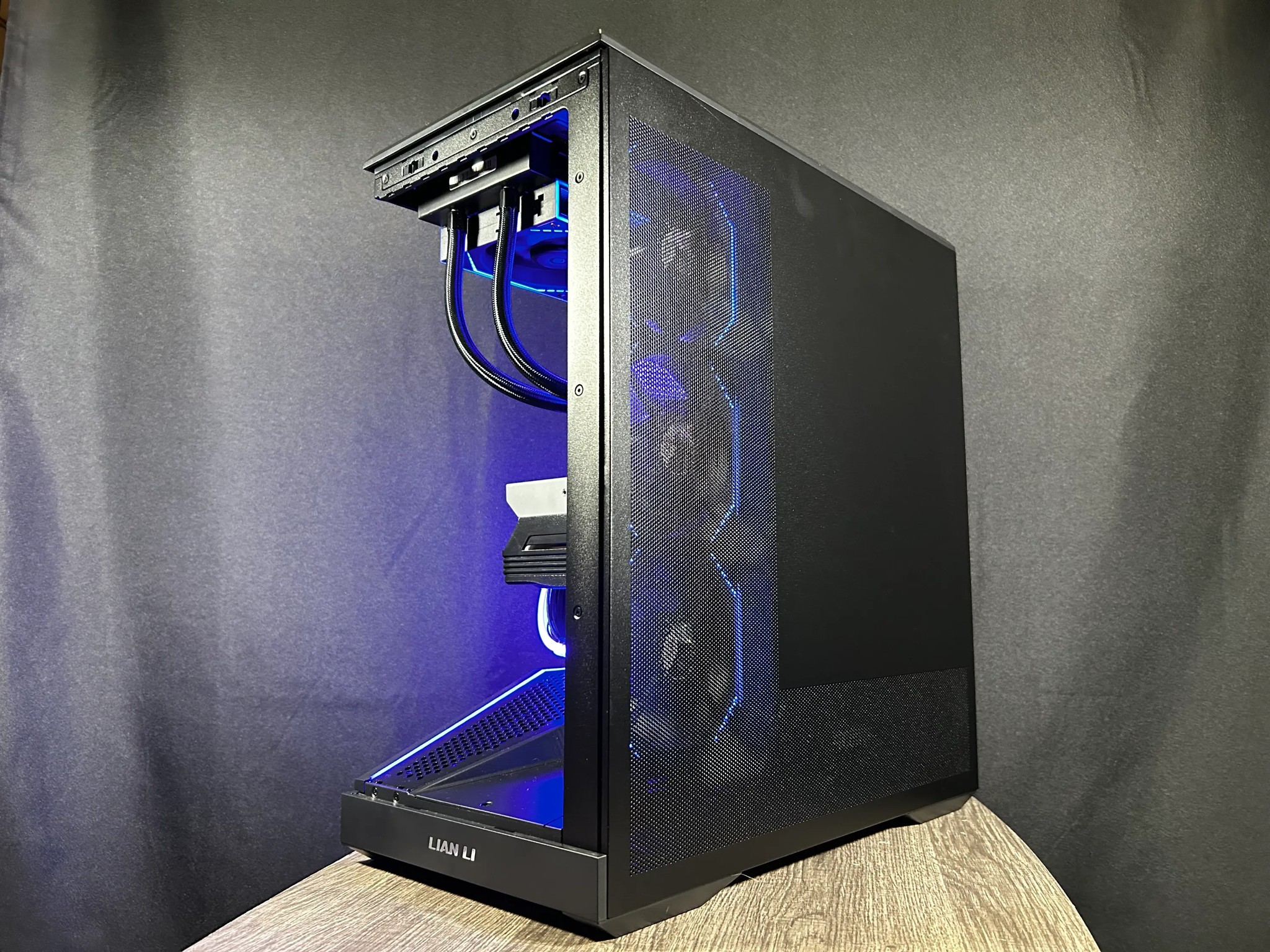RTX 4090 | Ryzen 7 7800X3D | Ultimate Streaming and Gaming PC