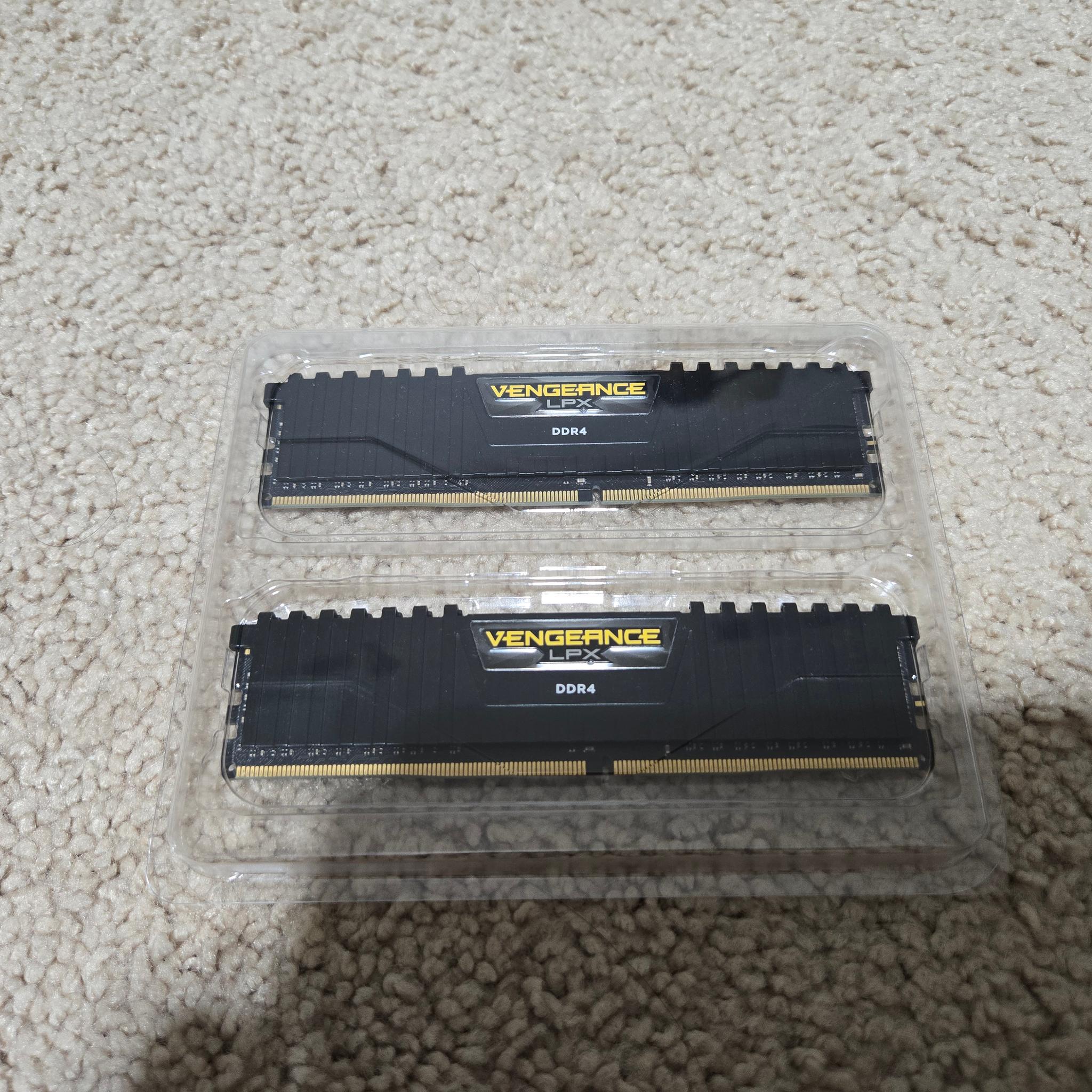 CORSAIR Vengeance LPX 32GB DDR4-3200