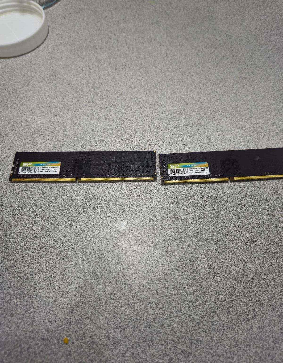 *NOT WORKING!!* 2x8GB DDR4 3600mhz silicon power ram
