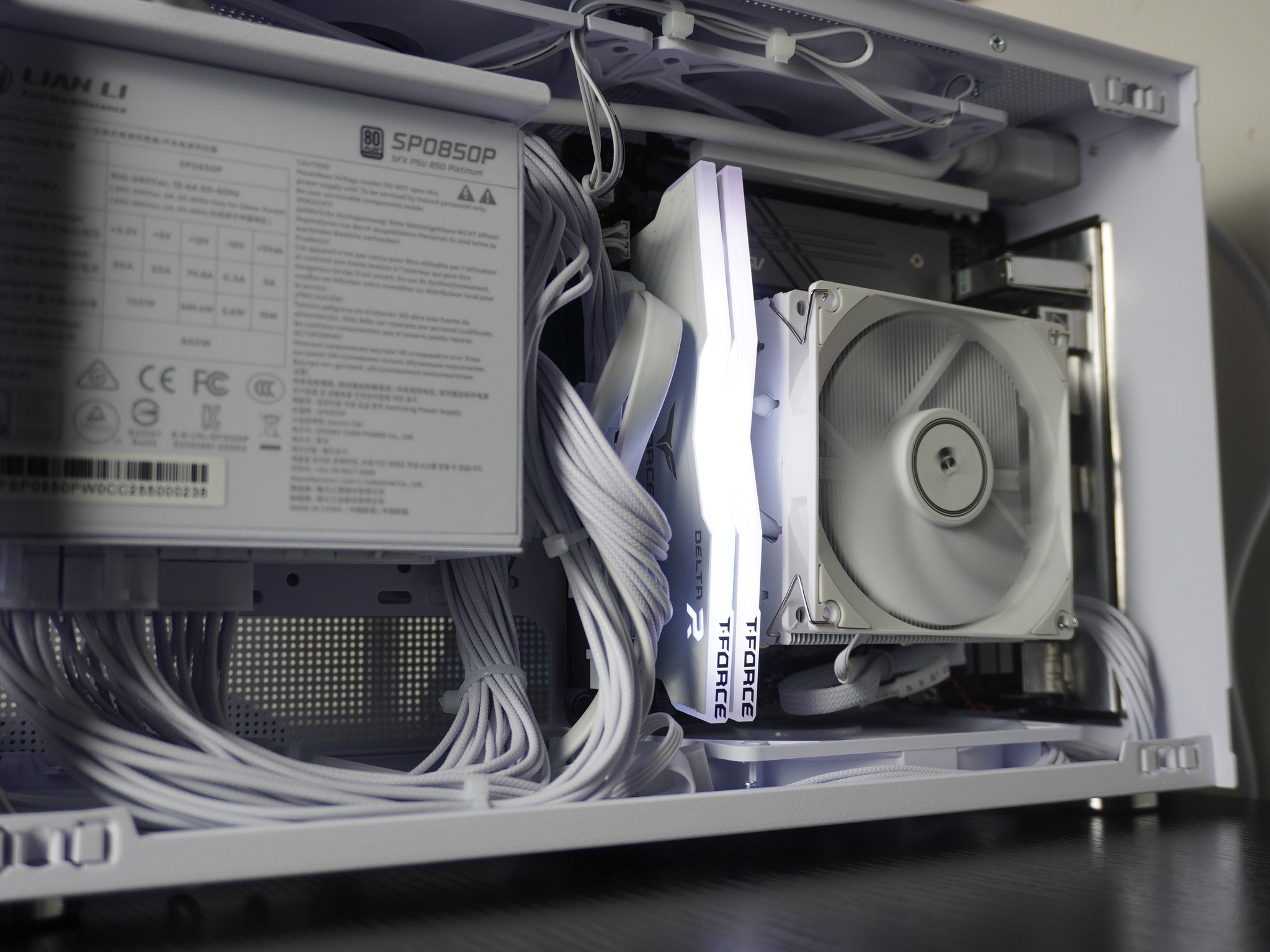 White Mini-ITX Gaming PC | RTX 4060 8GB, 1TB SSD, Ryzen 5 5500, 16GB DDR4-3200