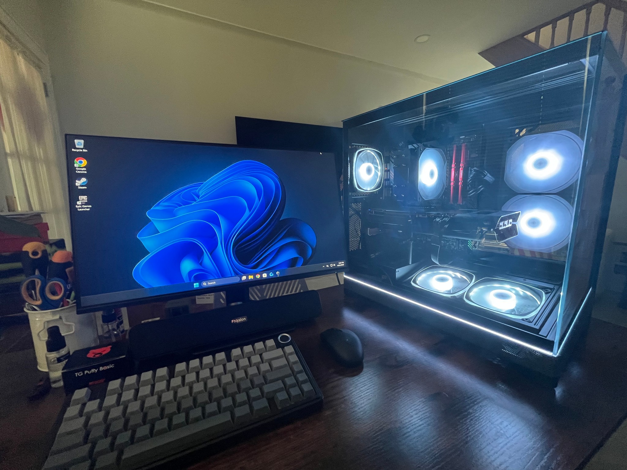 🔥 High Performance Gaming PC - / Ryzen 5 5600X / XFX RX 6800 / 16GB DDR4 / 512GB NVMe 🚀