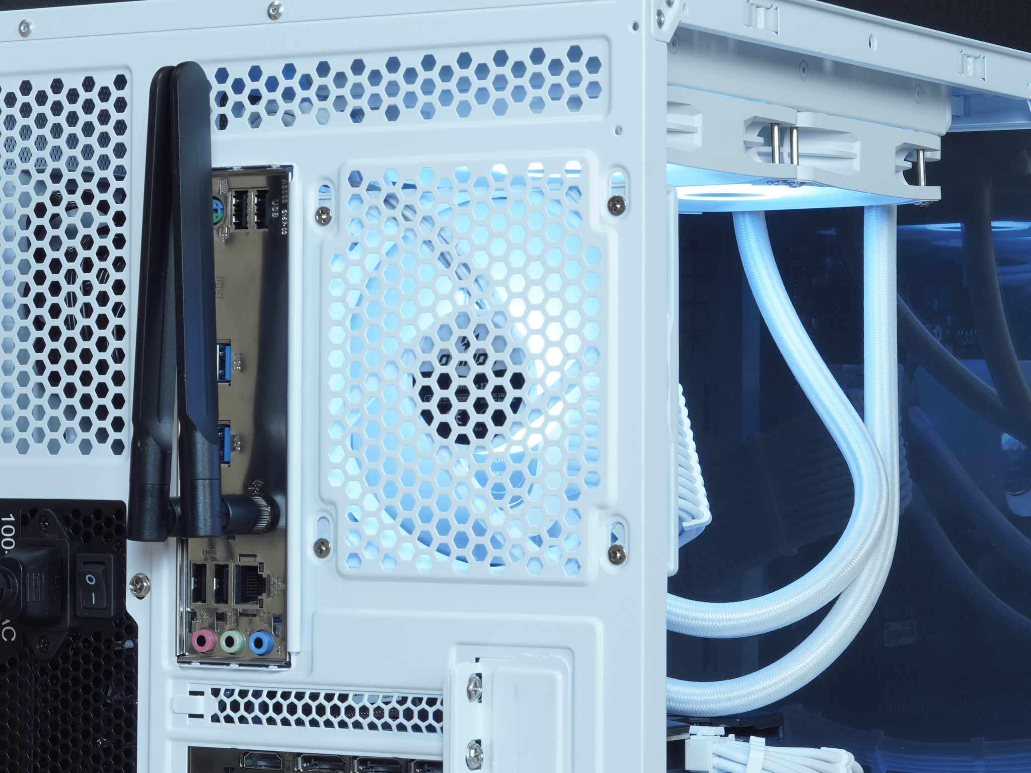 🪽HALO🪽RTX 4060 Ti, Ryzen 5 5500, 32GB DDR4 RAM, 1TB SSD w/ Wifi |1440p Gaming PC|