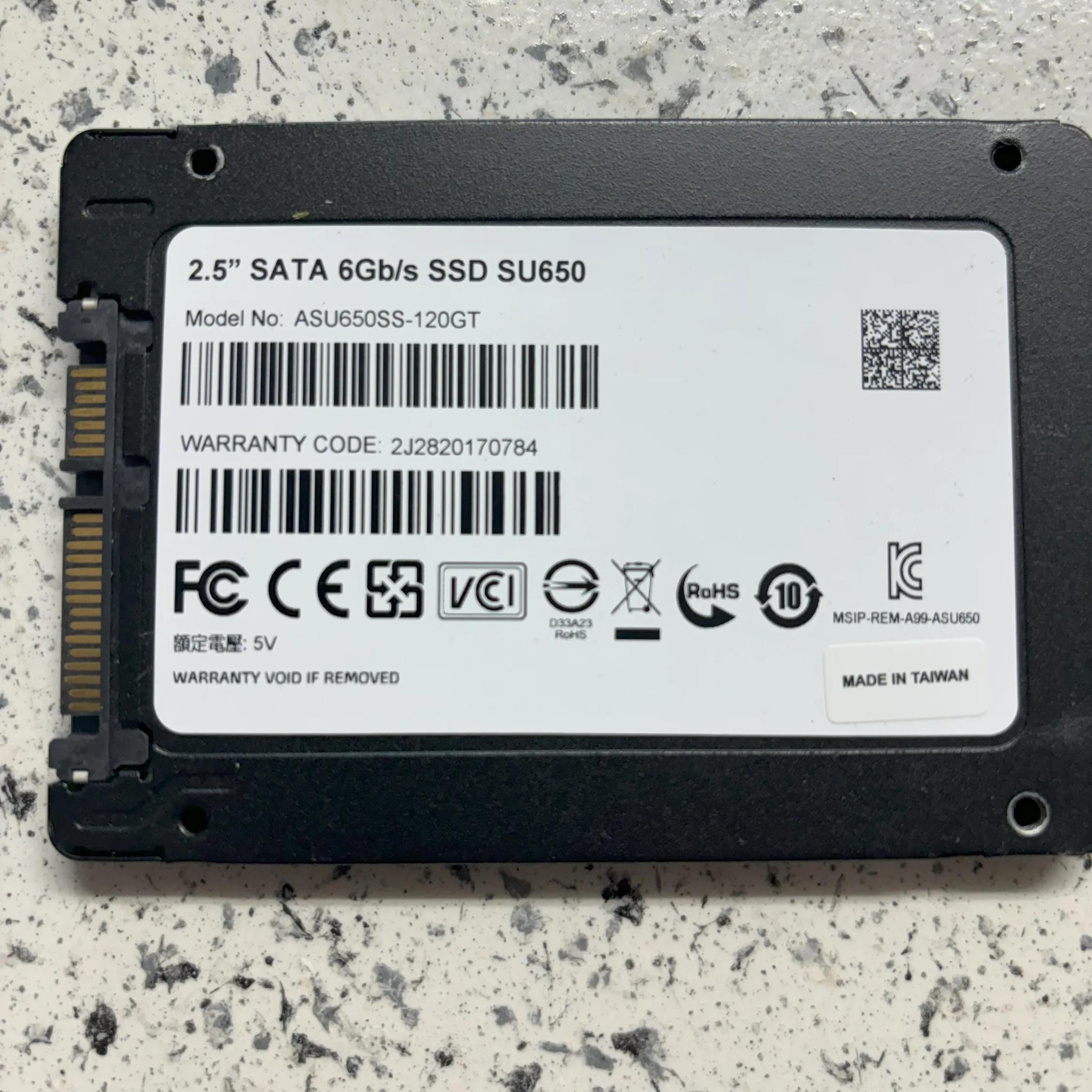 ADATA Ultimate SU650 240GB 2.5" SATA III Internal SSD (ASU650SS-240GT-R)