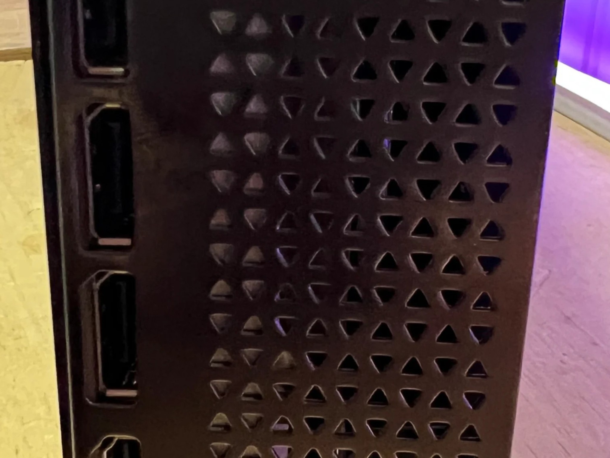 4080 PNY