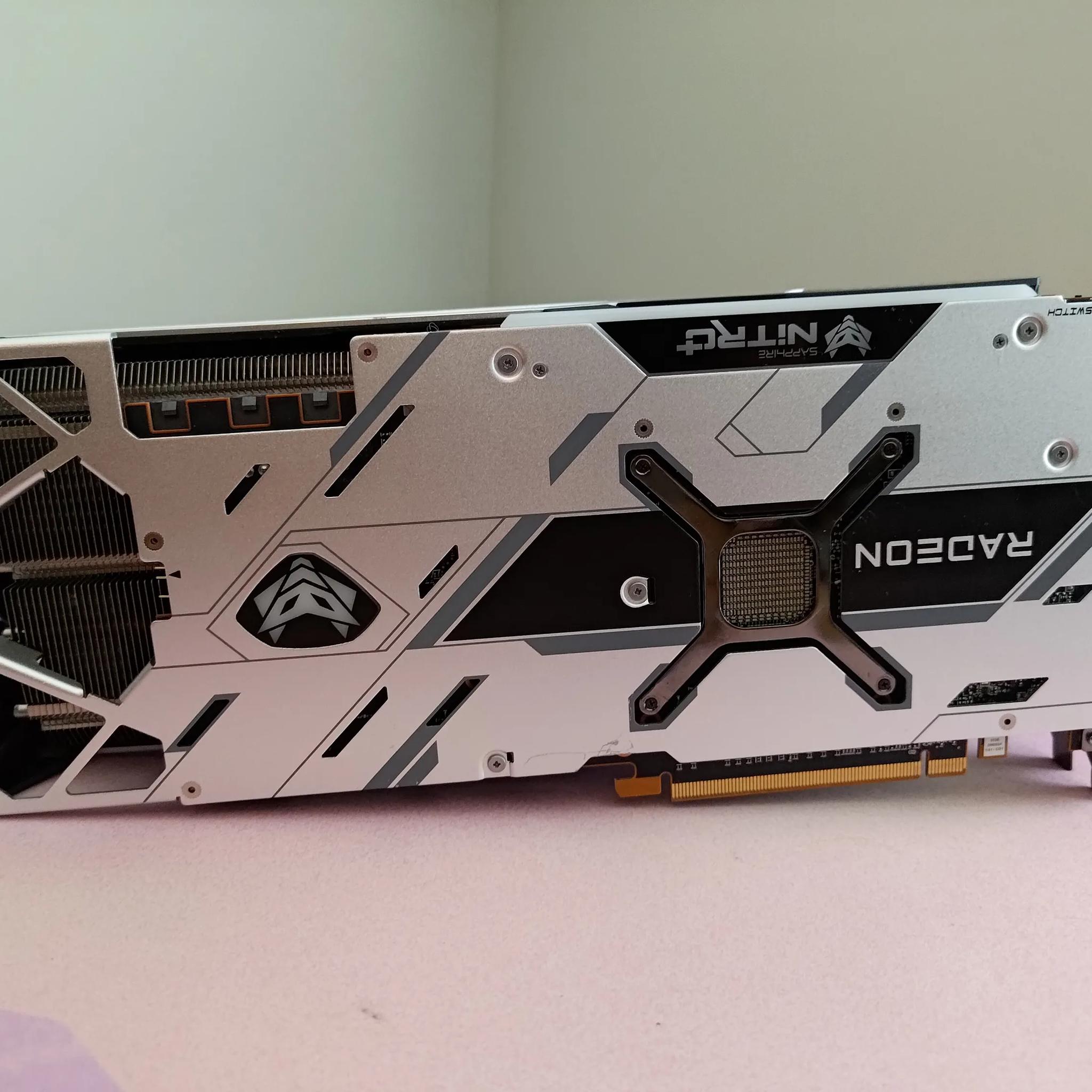 Sapphire Nitro RX 6900XT