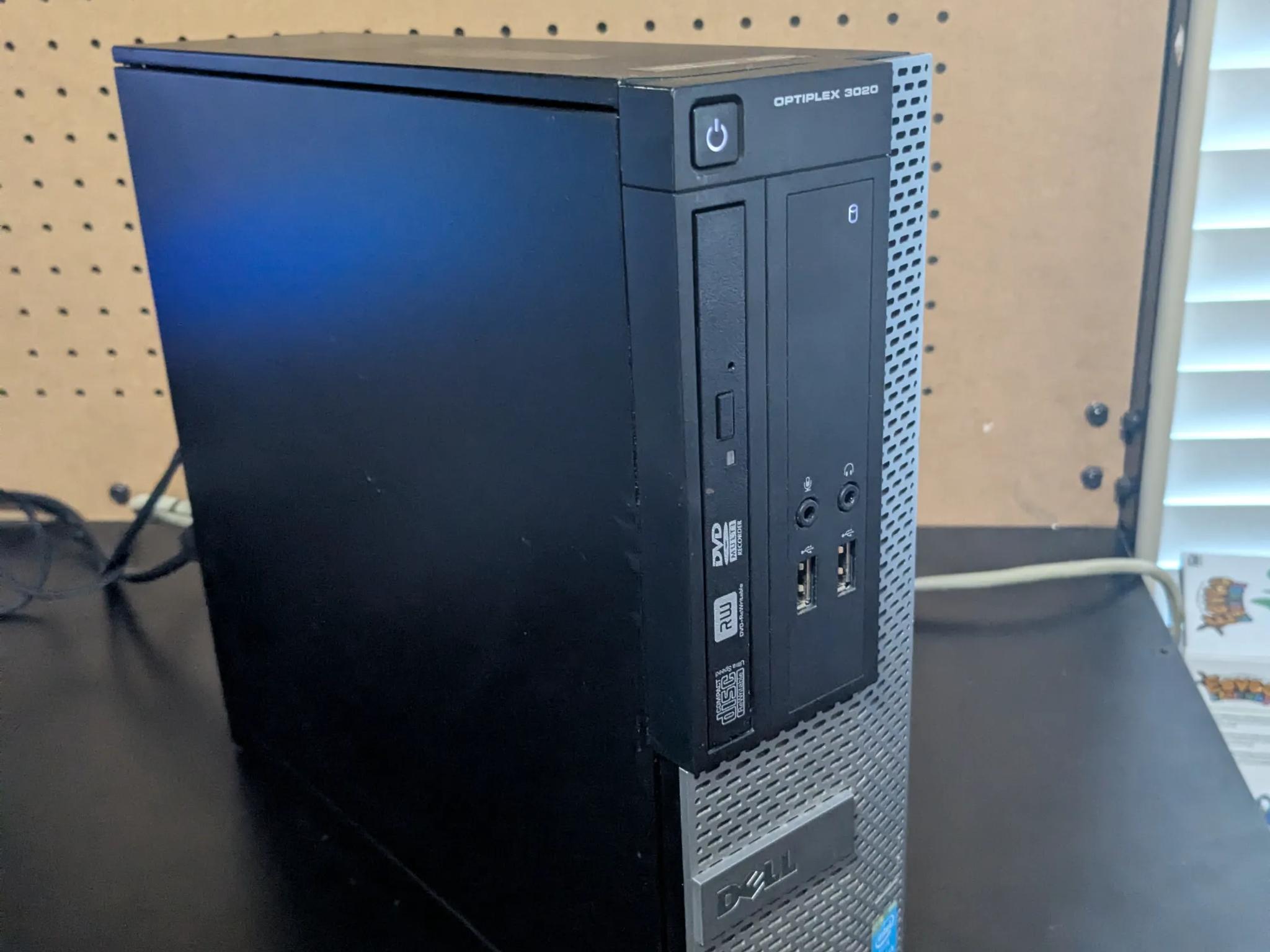Potato Spec | 30+ FPS Fortnite | Free shipping! | i5-4570, 8GB RAM, 250GB HDD, AMD GPU, Win10, Wifi