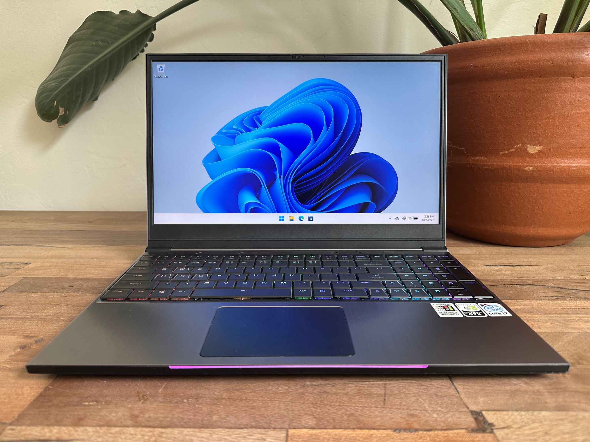 Eluktronics Mech 15 G2Rx | GTX 1660 Ti | i7-9750H | 32GB RAM | 512GB SSD + 512GB HDD