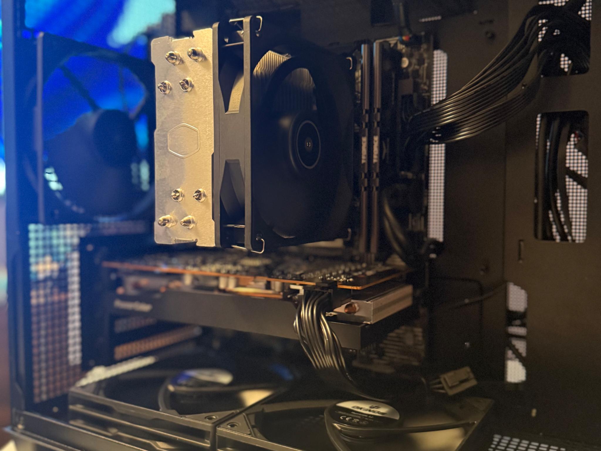 ▪️RX 6600XT | i5 12400 | 1TB SSD | 16GB DDR4