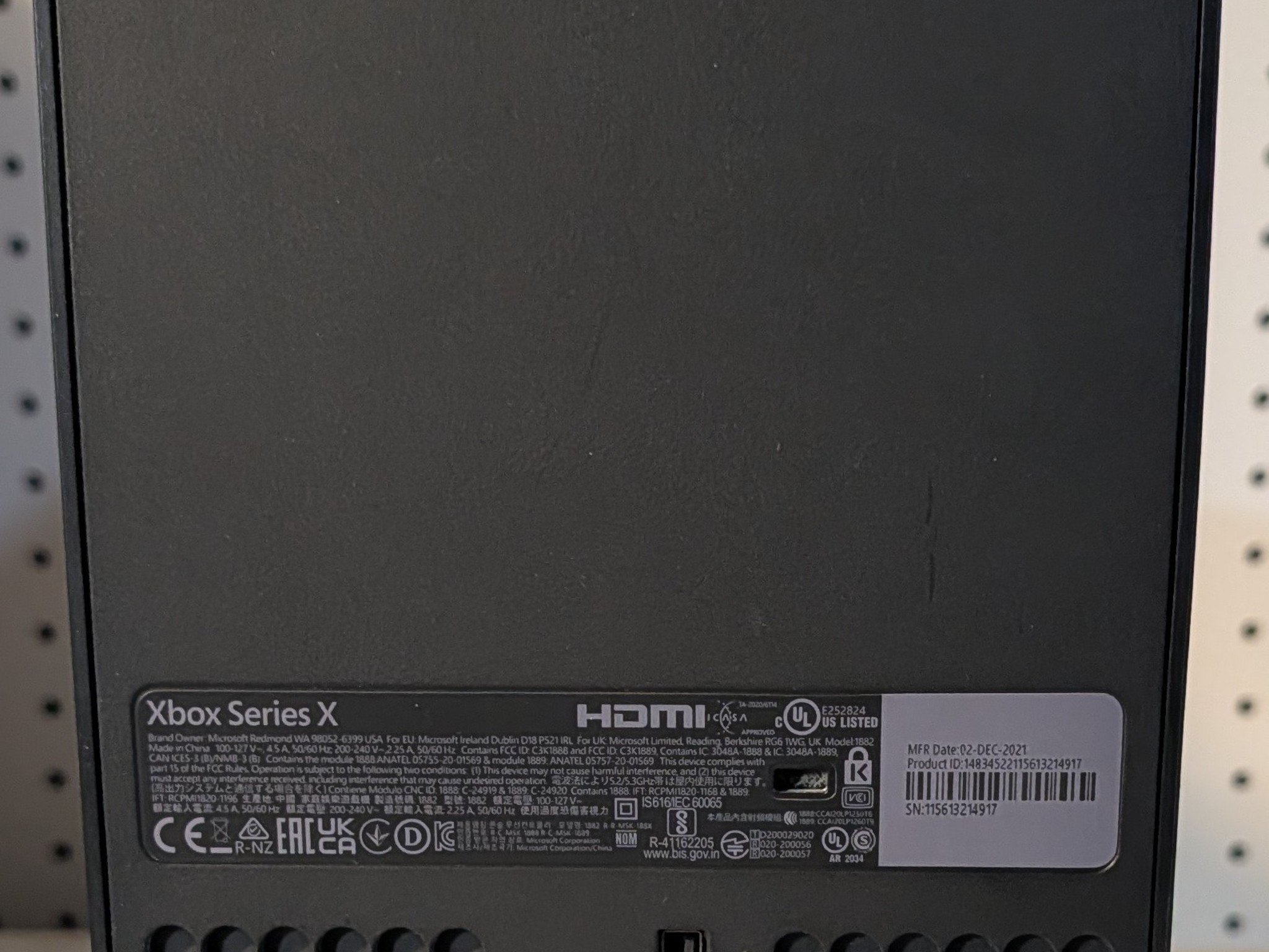 Xbox Series X complete in box