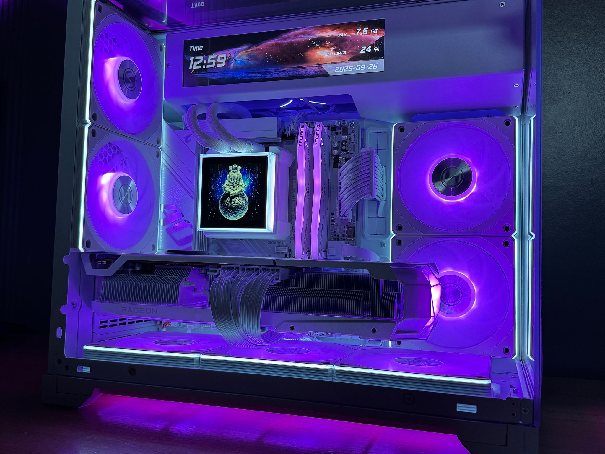 🧊Lian Li PC | Ryzen 7800X3D, 9070 XT, 32GB DDR5, 2TB SSD, Lian Li Case/Fans/Cooler/PSU