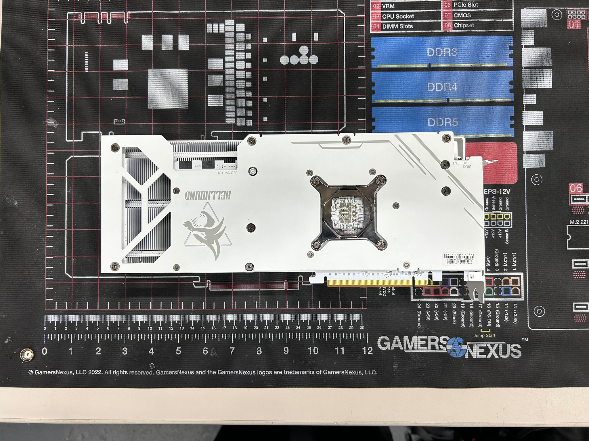PowerColor Hellhound RX 7800XT Spectral White 16GB