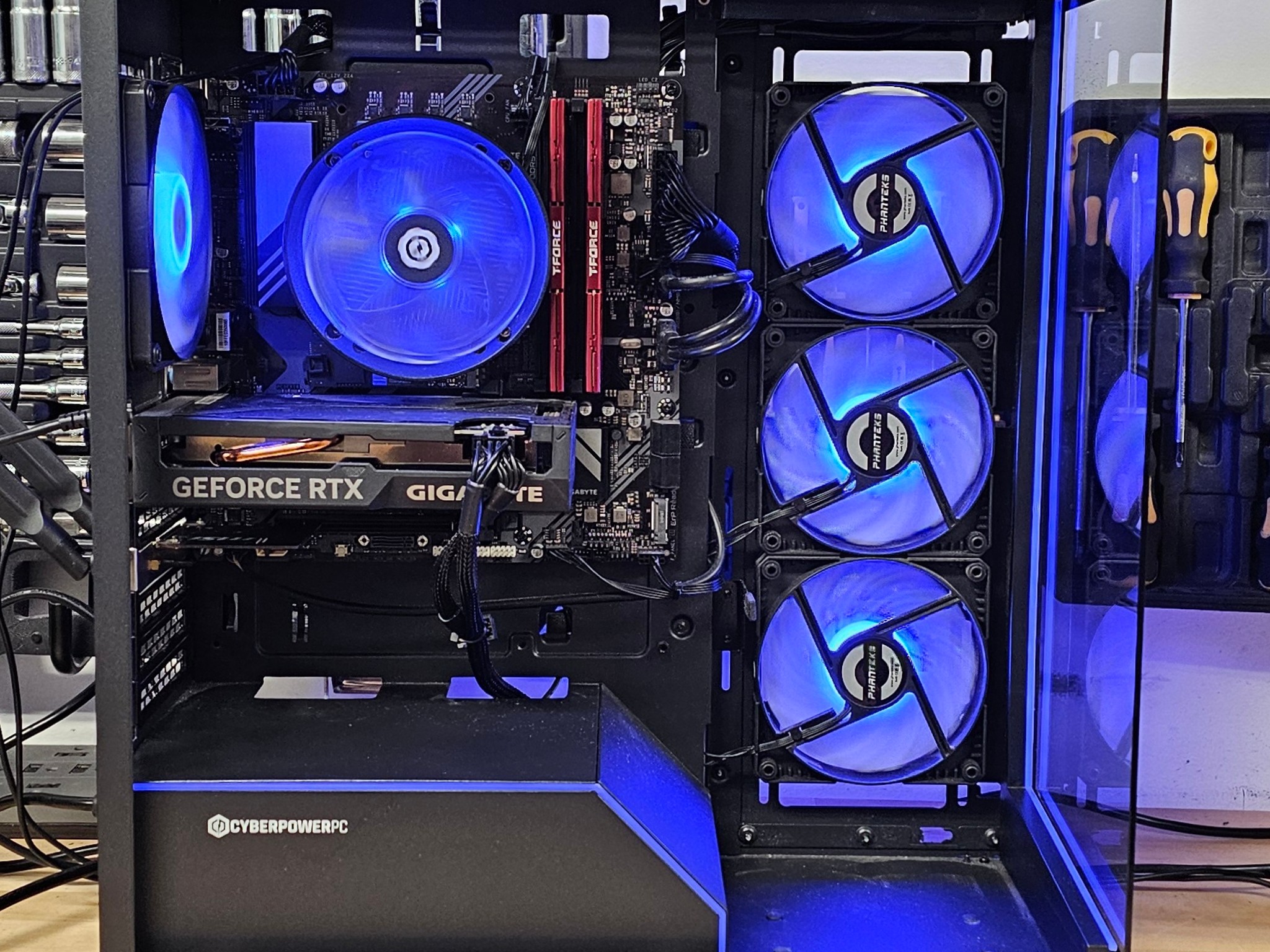 CyberPowerPC ATX PC Case with Tempered Glass and 4 RGB Fans