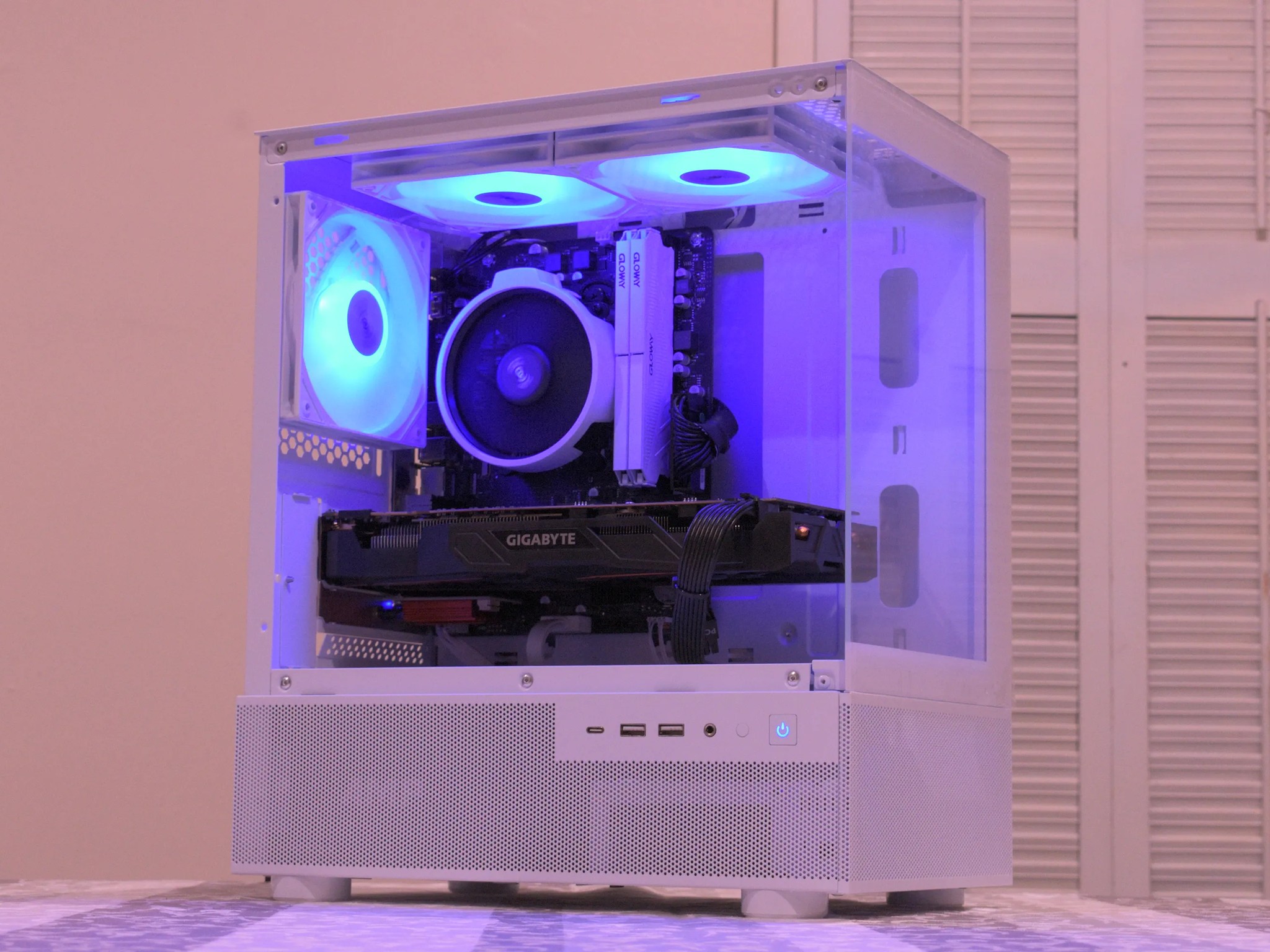 🎮Budget Gamer🎮 Ryzen 5 3600 | GTX 1070 8GB | 16GB DDR4 | 1TB nVME SSD | 1080p White Gaming PC RGB