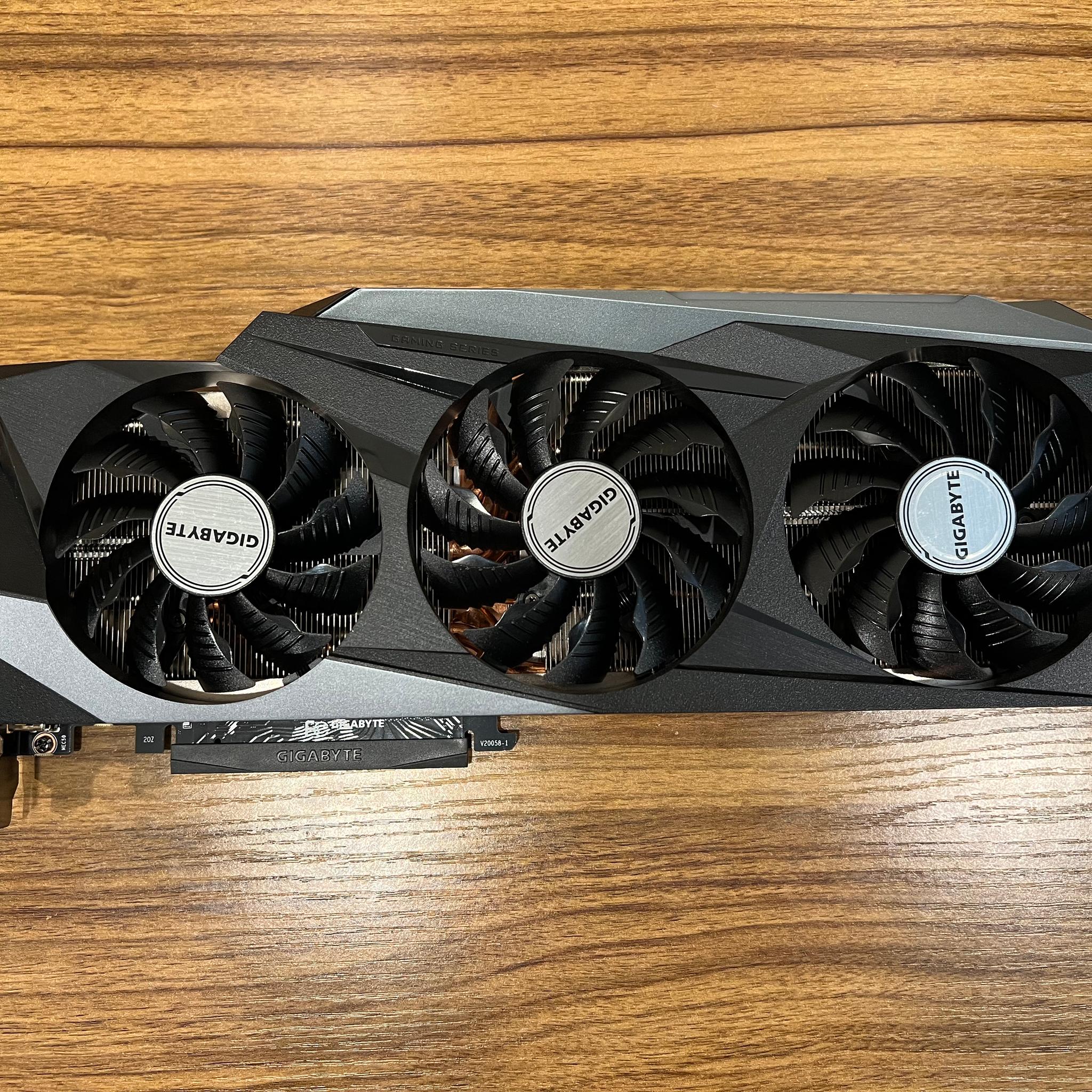 RTX 3090 24GB GDDR6X Gigabyte Gaming OC