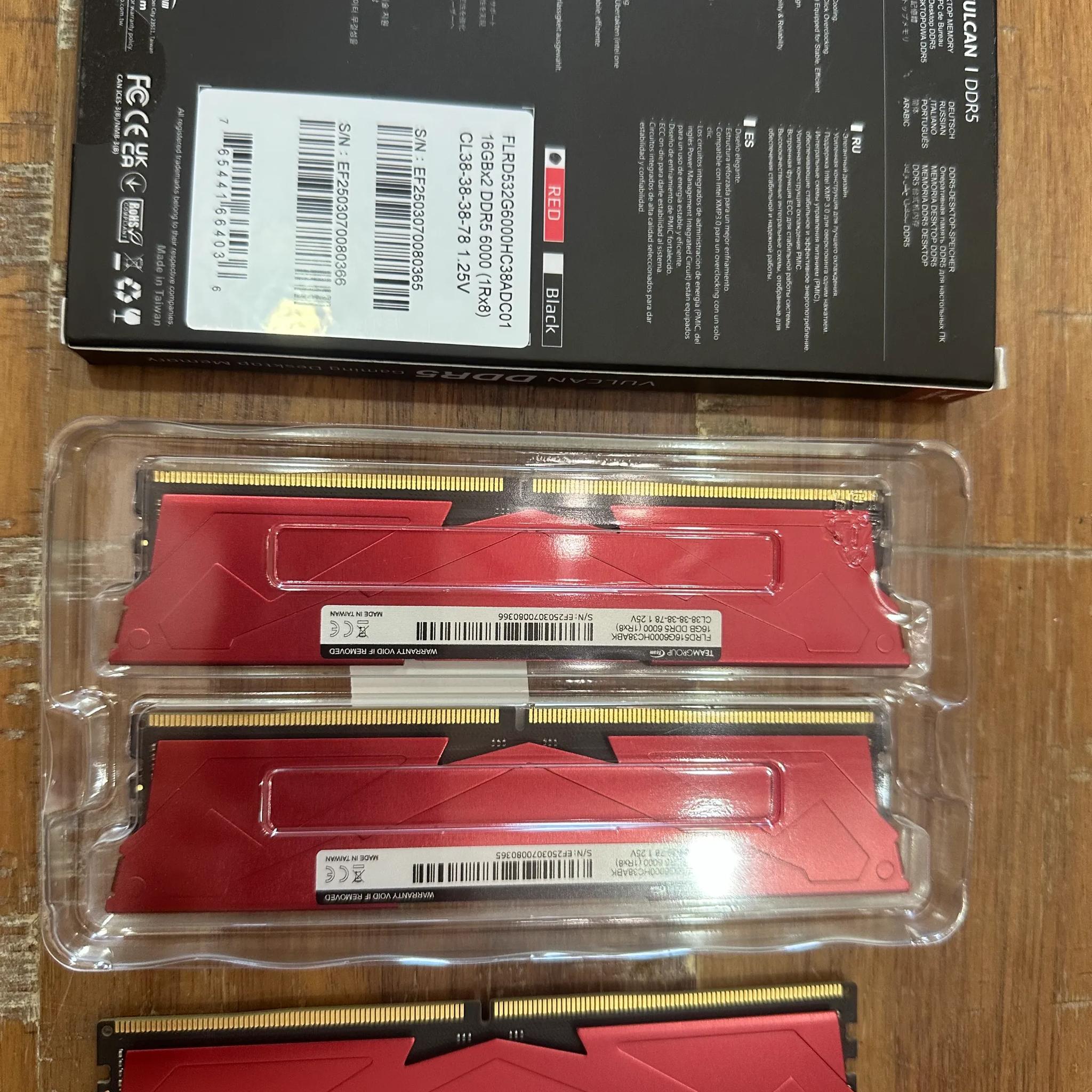 T-Force Vulcan DDR5 3x16GB 6000MHz CL38