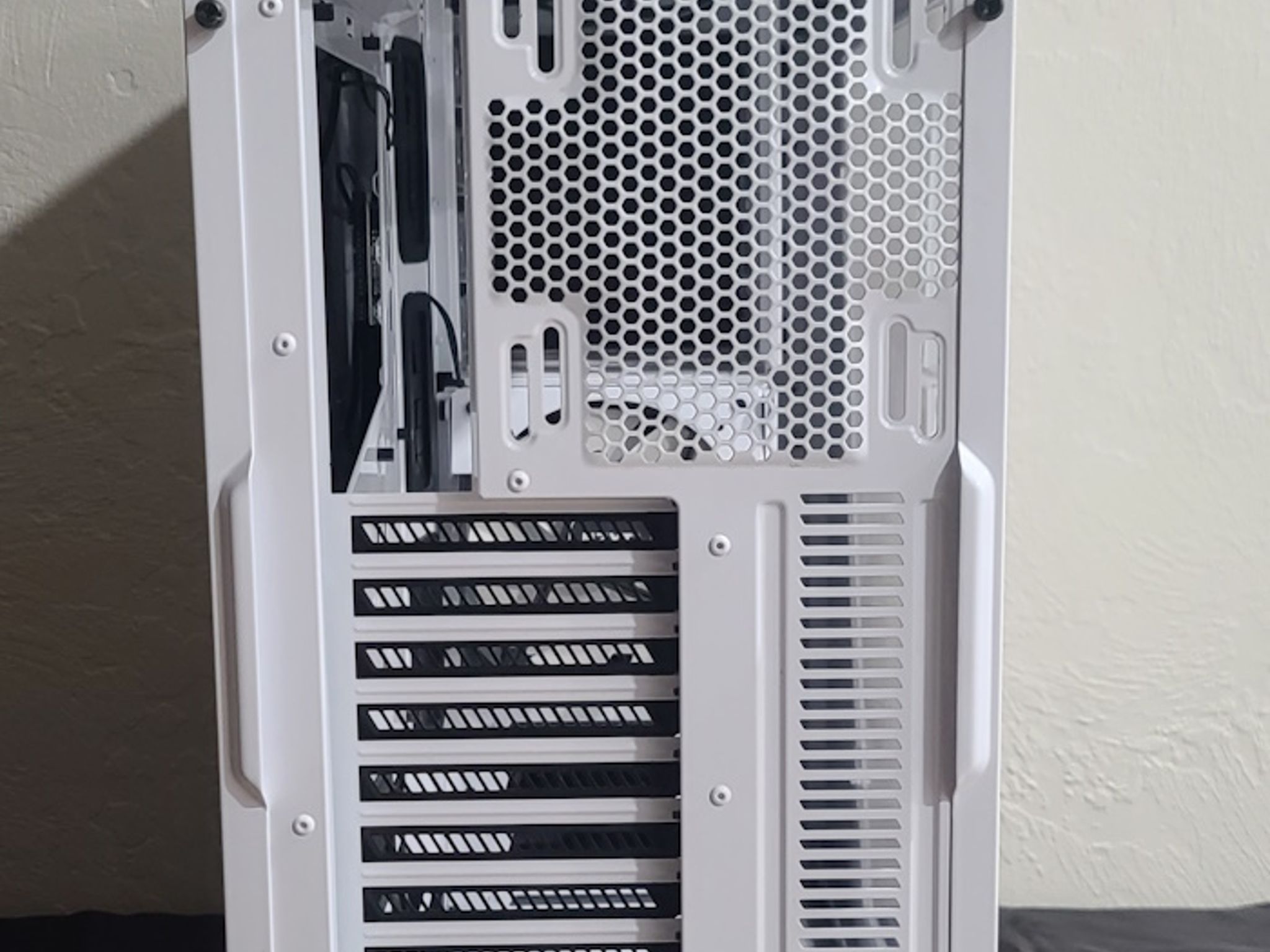 NZXT Phantom 630 Windowed Edition White Steel / Plastic ATX Full Tower Computer Case