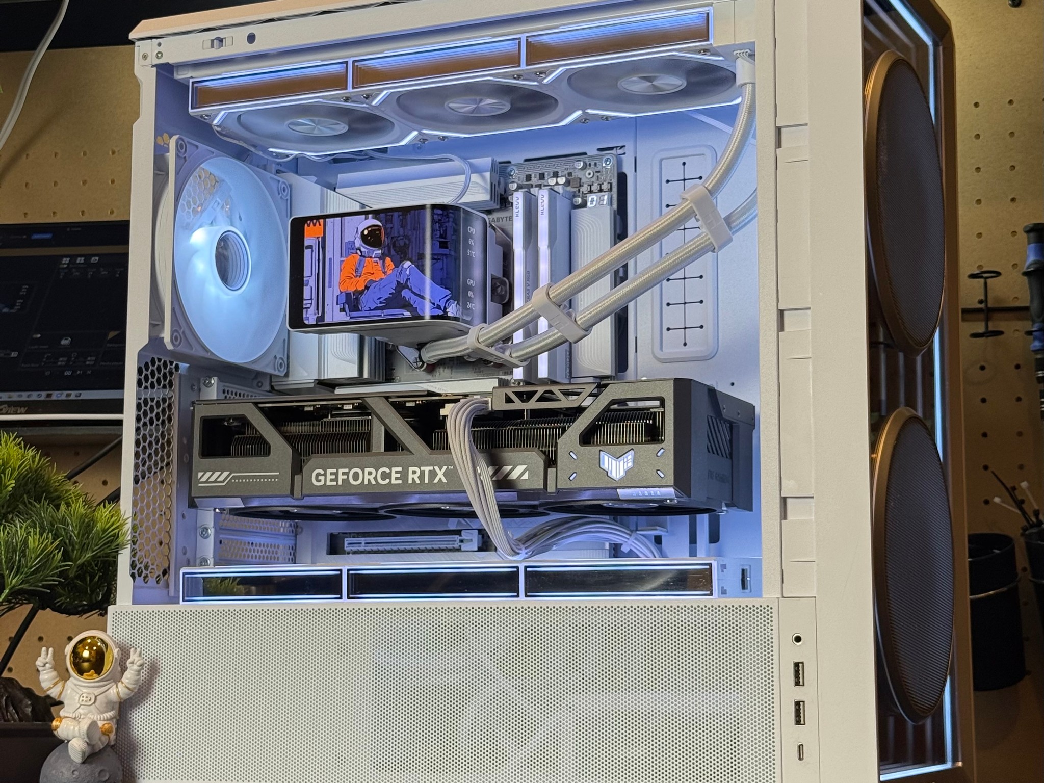 Way of Kings | Ultra High End Gaming PC | RTX 5080 | Ryzen 9 9950x3D | 4TB NVME | 32GB RAM | 1000w |