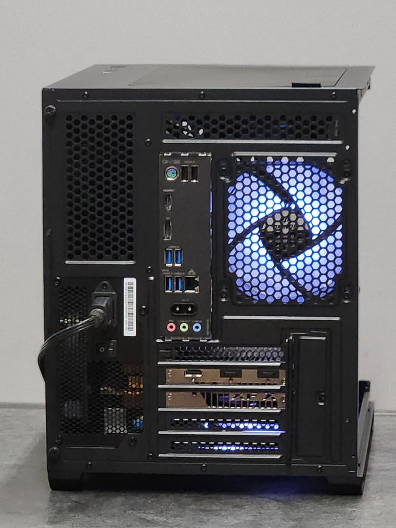 RX 9060 XT | Ryzen 7 5800XT | Liquid Cooled | Gaming PC | 32GB DDR4 | 1TB | Win 11 Pro