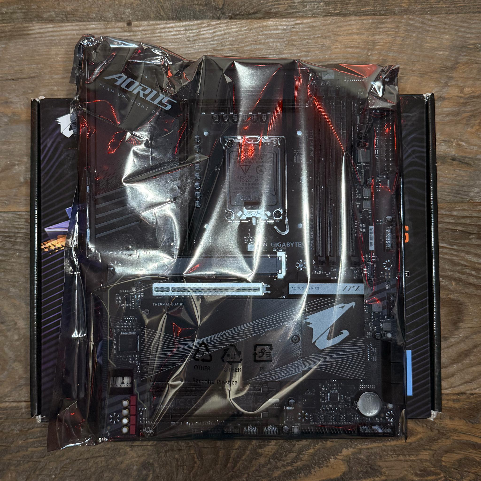 Gigabyte Aorus Z790