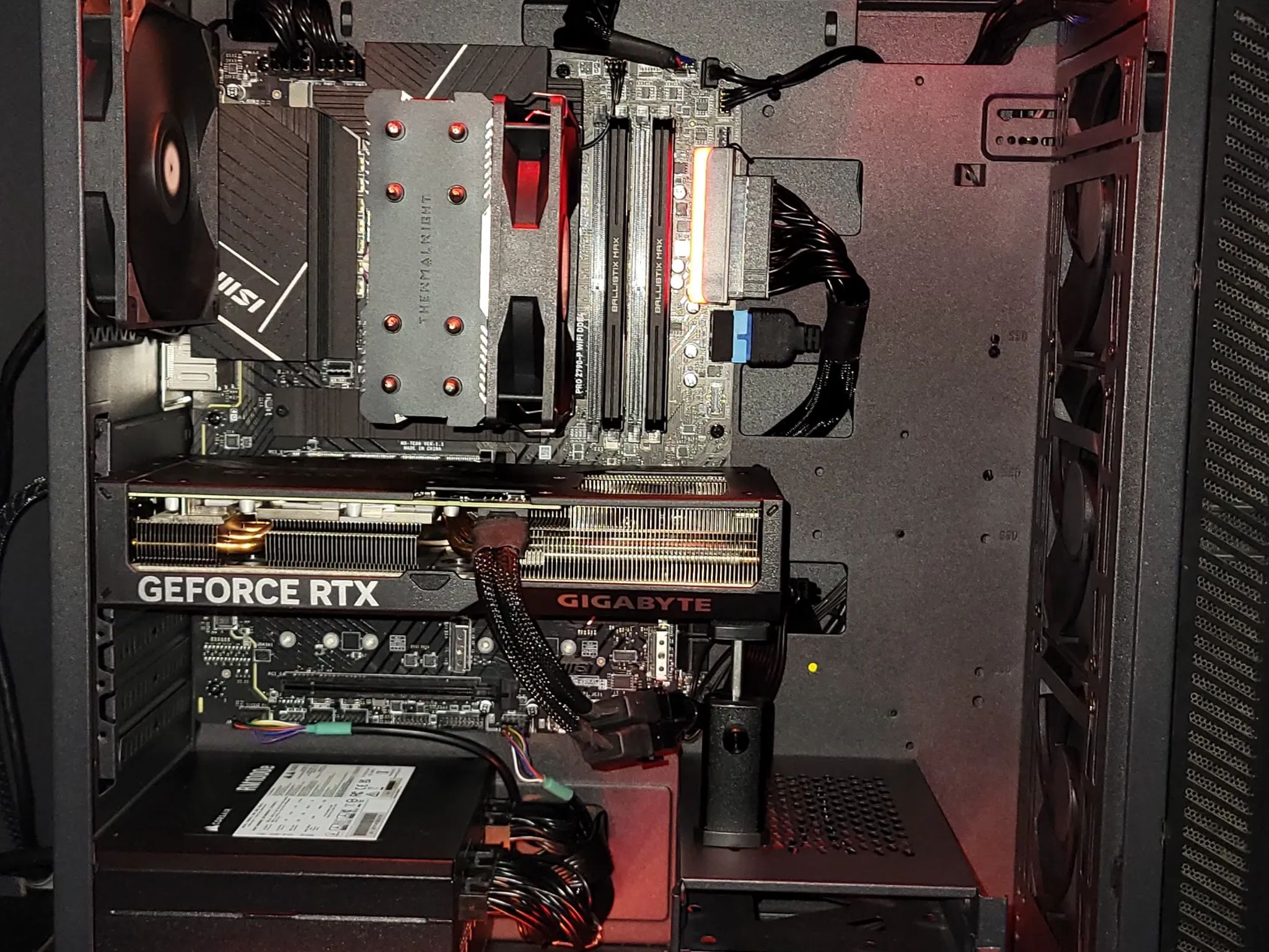 🔥 High-Performance Build – i5-14600KF | RTX 4070 Super OC | 4400MHz DDR4 | 1TB NVMe | 1000W PSU 🔥