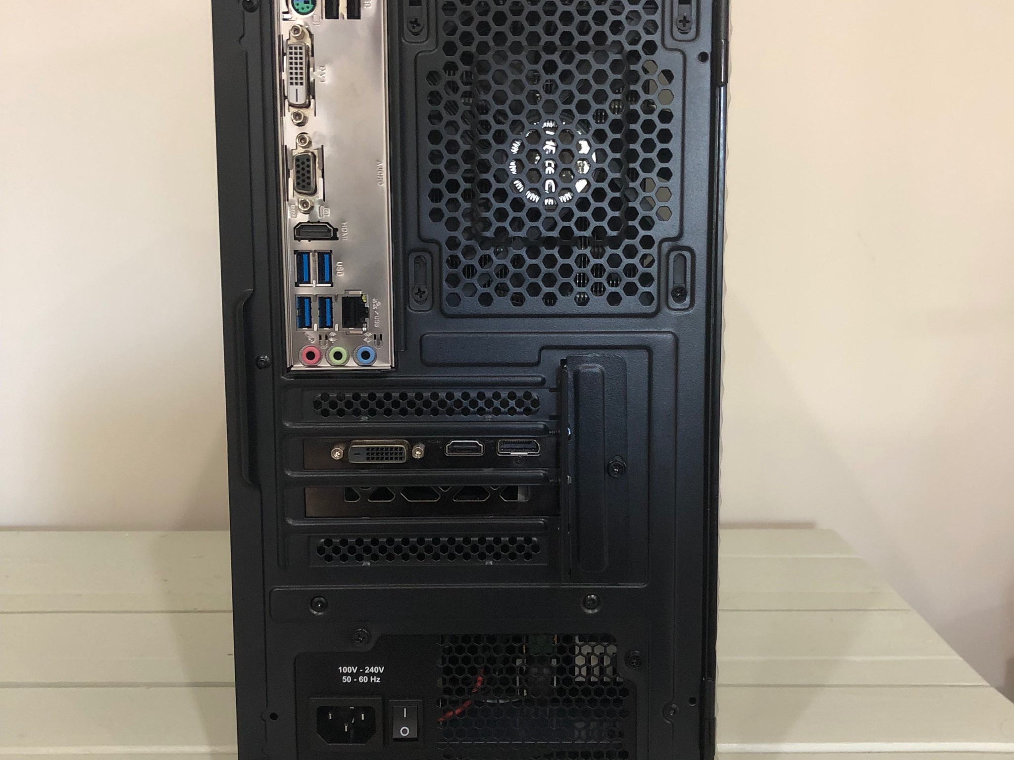 1080p Beast | RTX 2060 | Ryzen 7 | 32GB RAM | 1TB NVMe