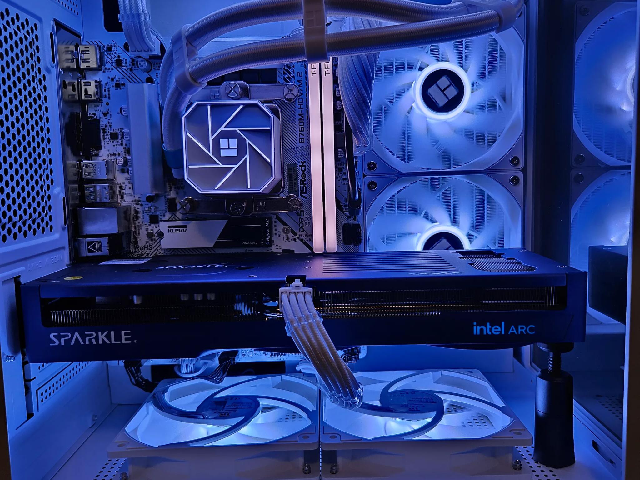 Limited time sale! Blue Team WINS! intel I5 / 35GB DDR5 / 1TB SSD / ARC B580