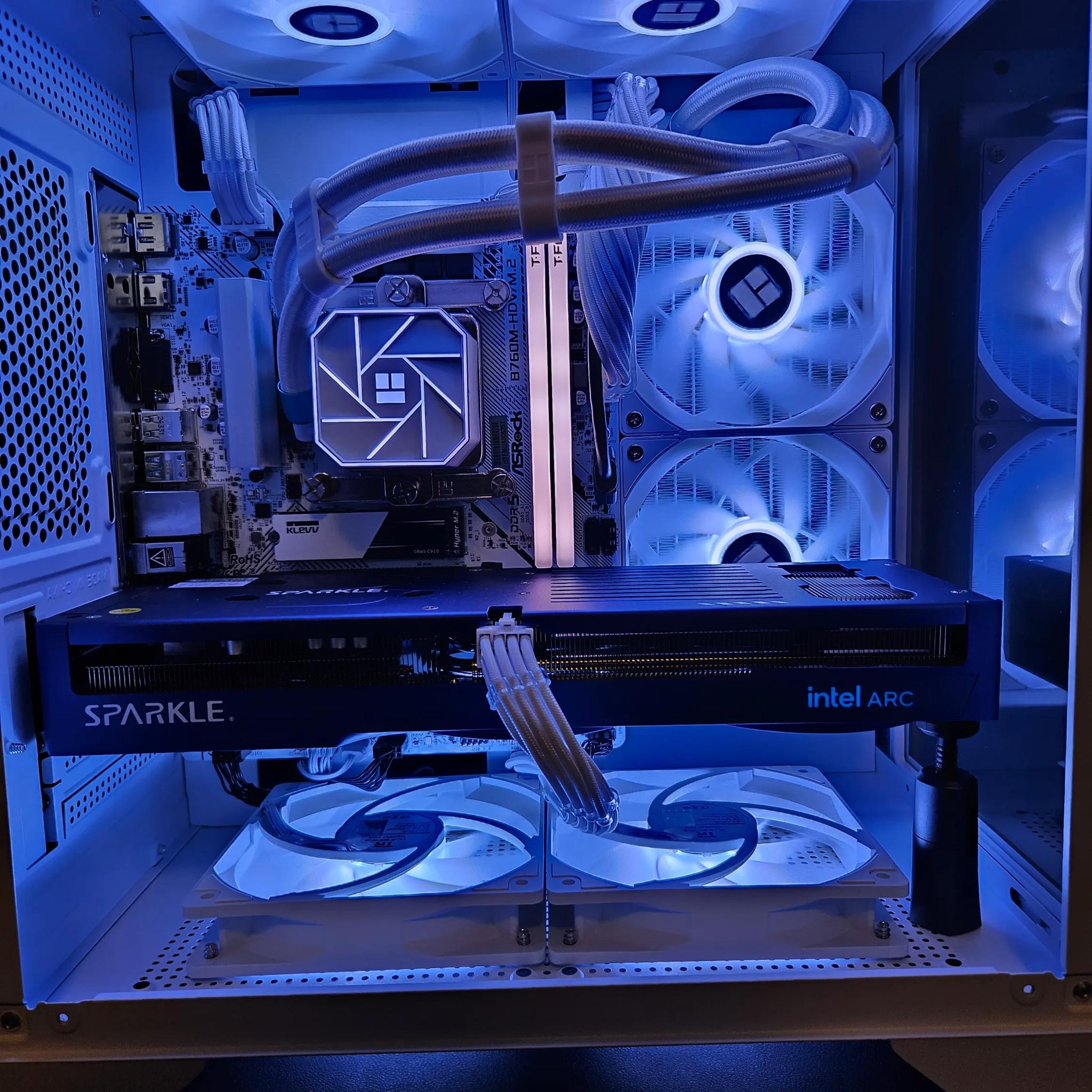 Limited time sale! Blue Team WINS! intel I5 / 35GB DDR5 / 1TB SSD / ARC B580