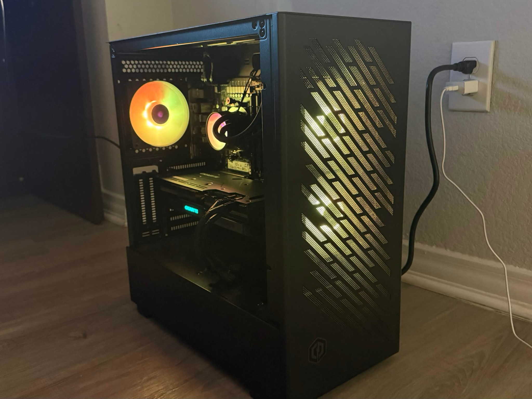 Mid-Range Gaming PC | RYZEN 7500X3D | 32GB DDR5 | 2TB NVMe | RX 7800XT | Windows 11 | WiFi + BT 5.3